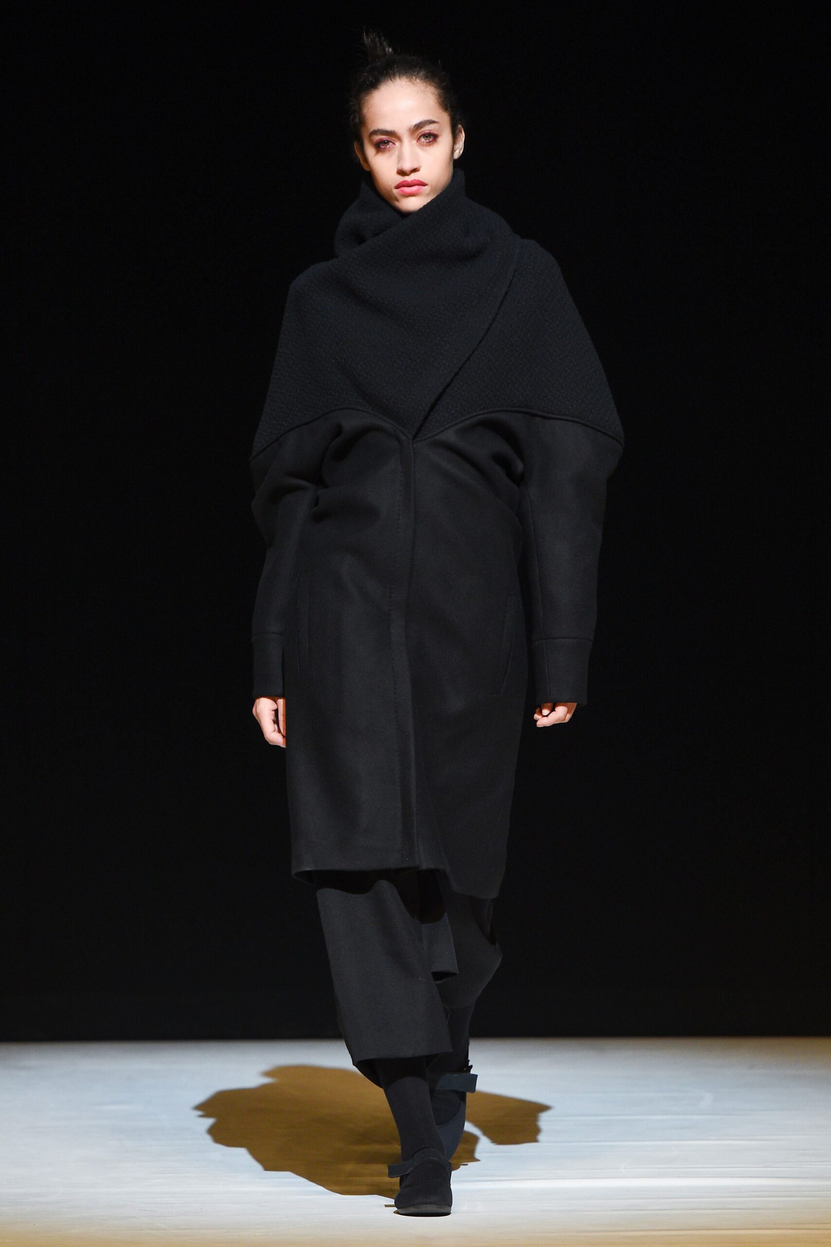 Chalayan F/W 17 Look 438