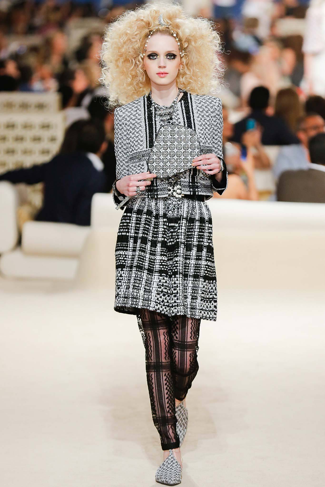 Chanel Resort 15 Look 13
