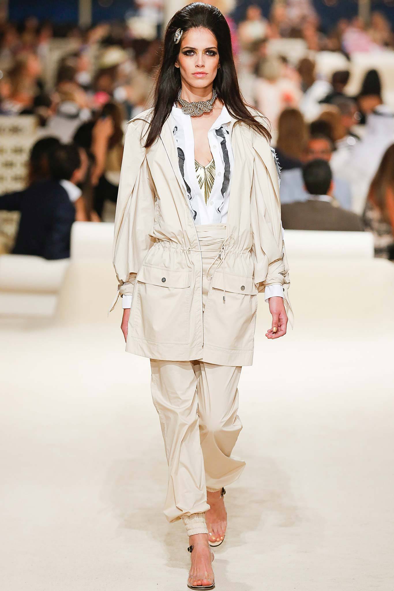Chanel Resort 15 Look 271
