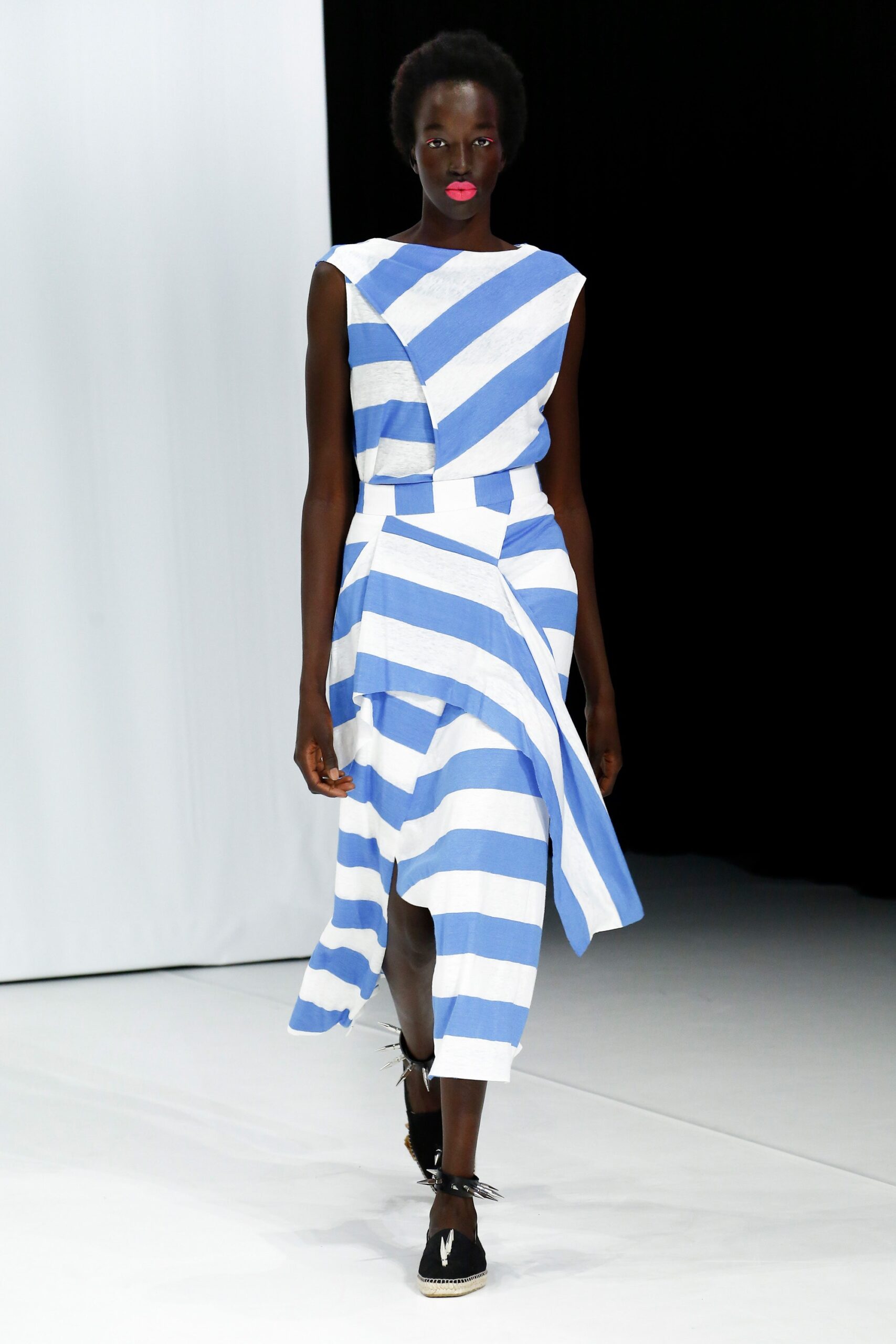 Chalayan S/S 19 Look 307