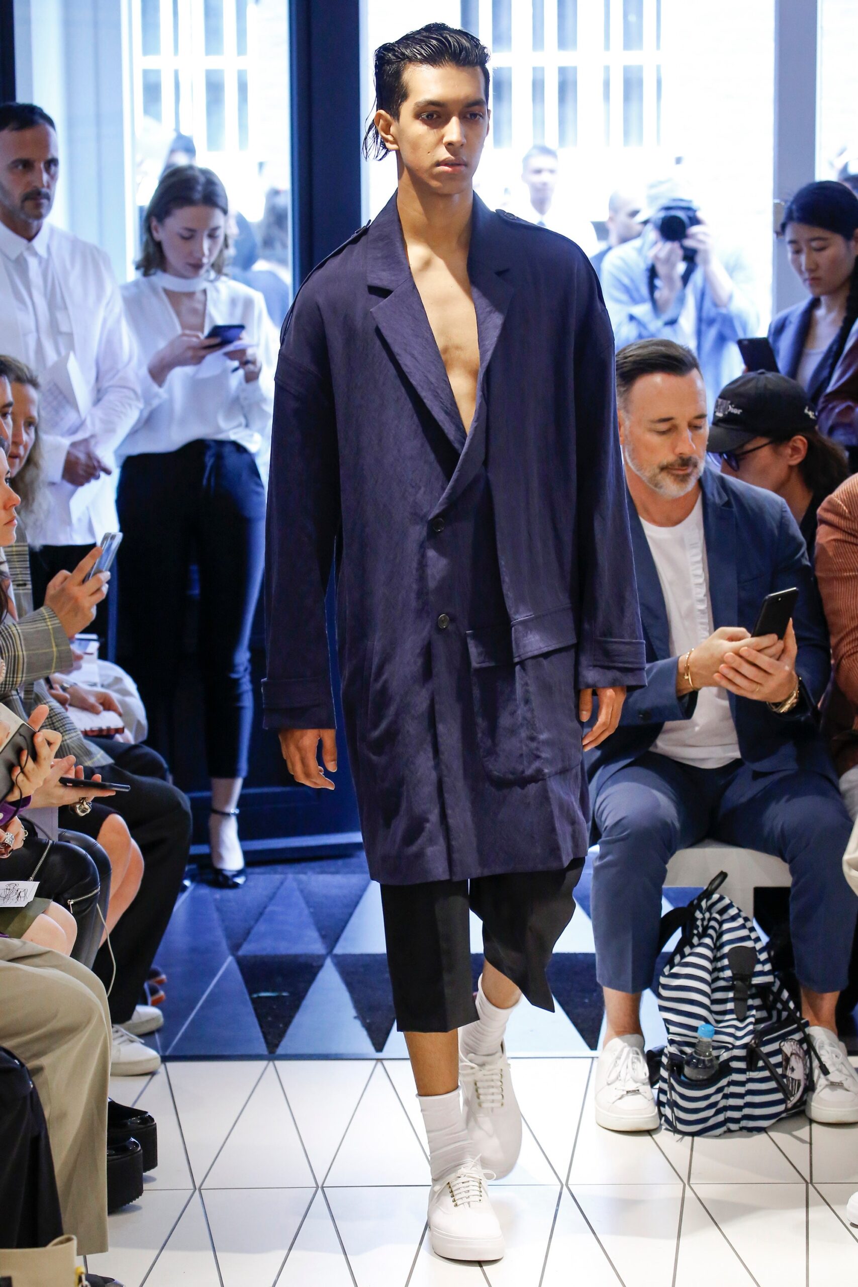 Chalayan S/S 18 Menswear Look 113