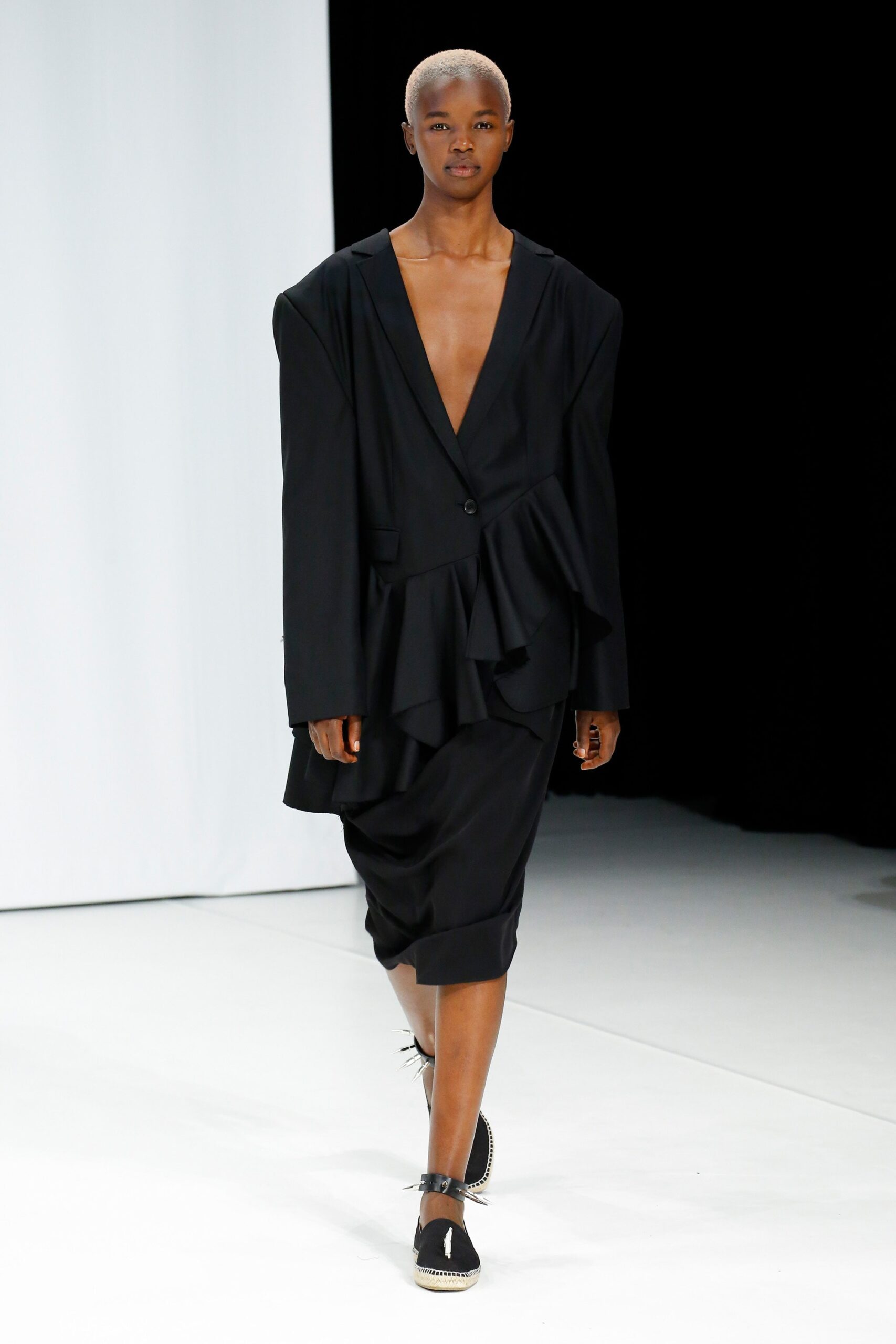 Chalayan S/S 19 Look 549