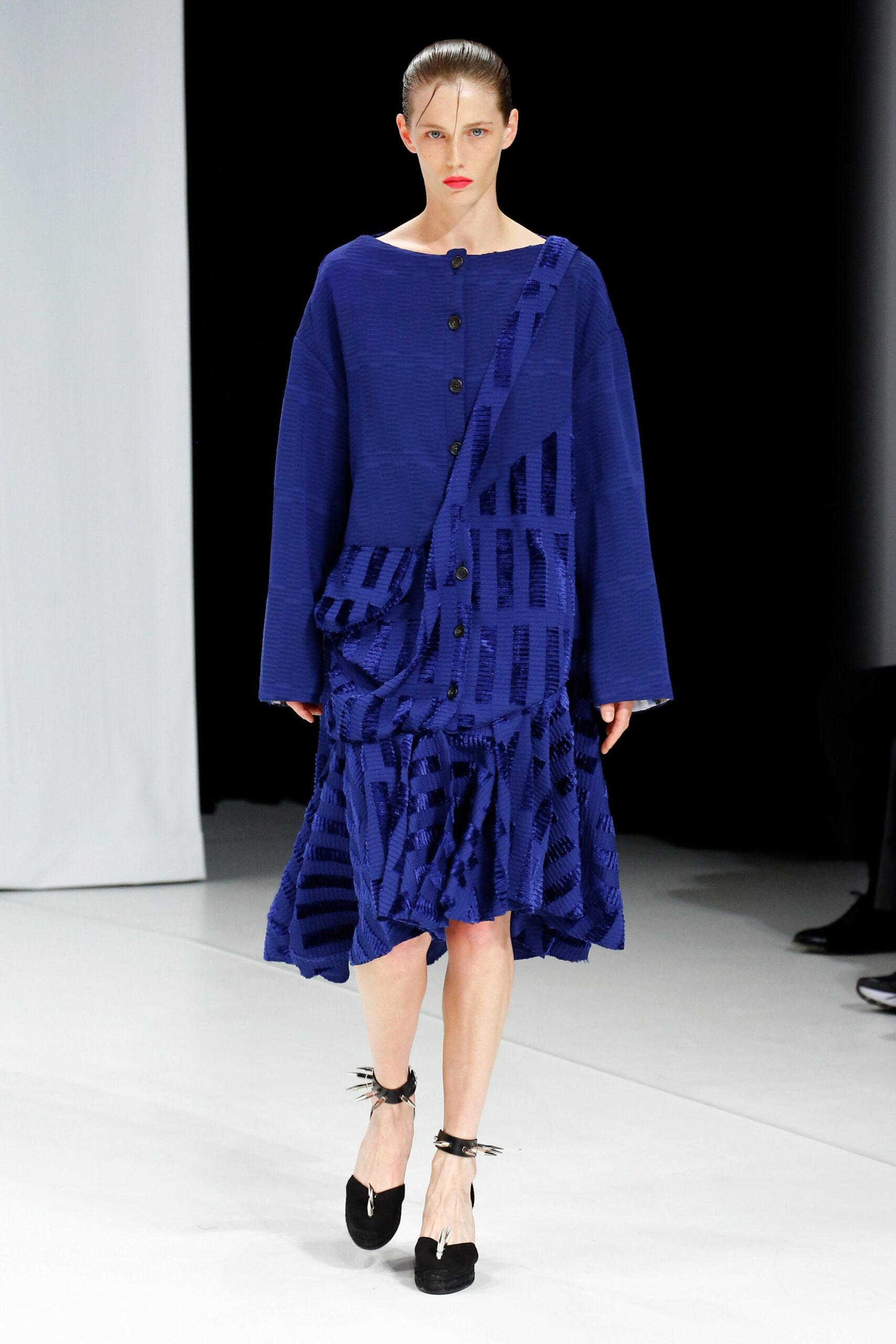 Chalayan S/S 19 Look 567