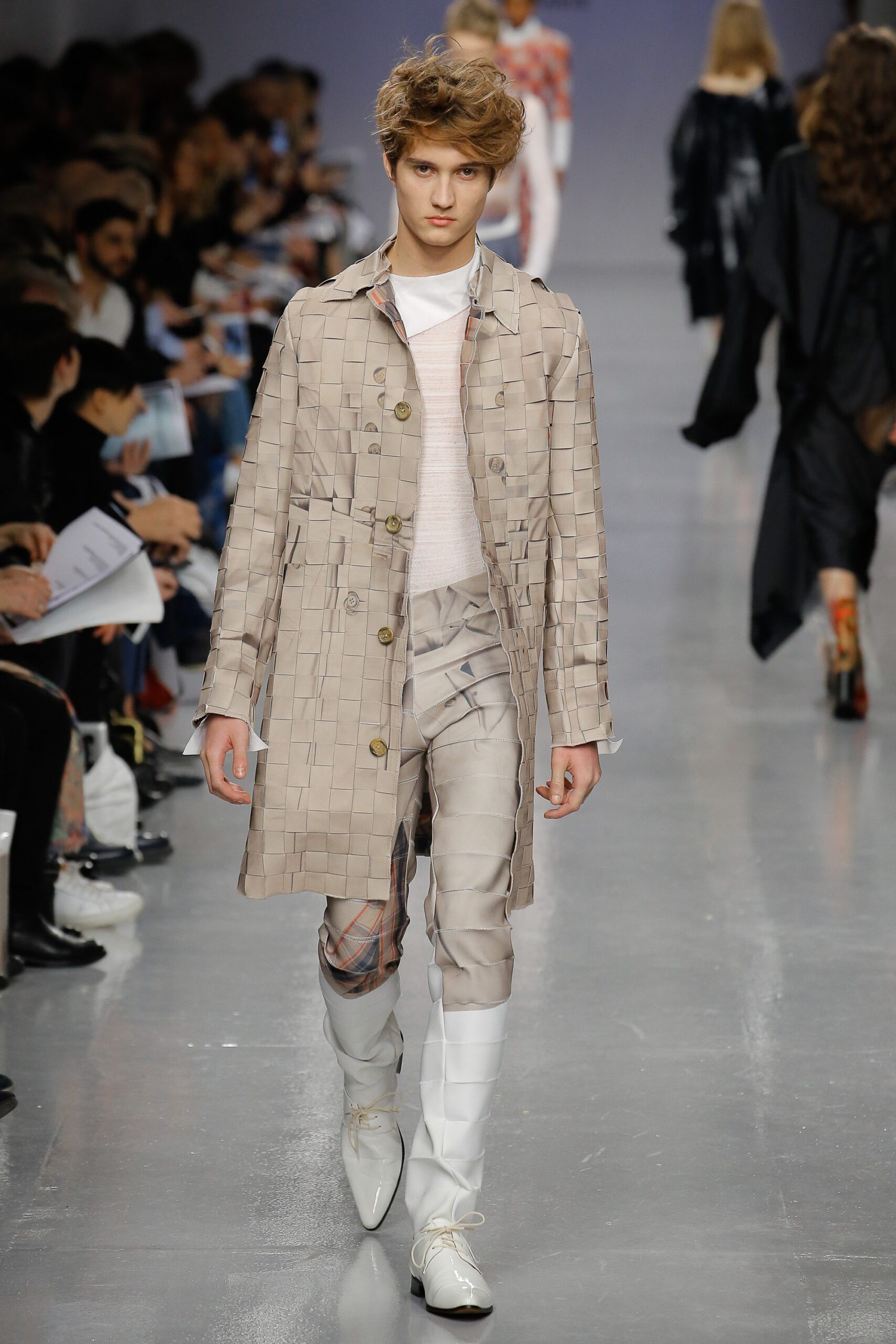 Central Saint Martins F/W 17 Look 56