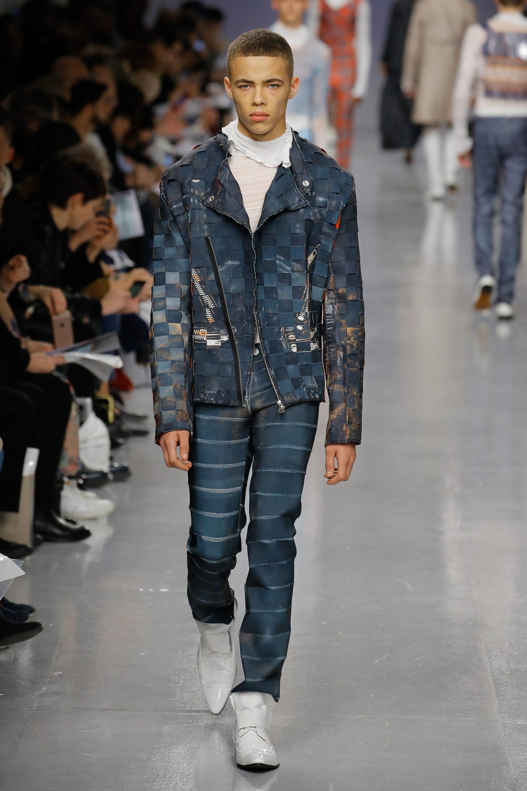 Central Saint Martins F/W 17 Look 59