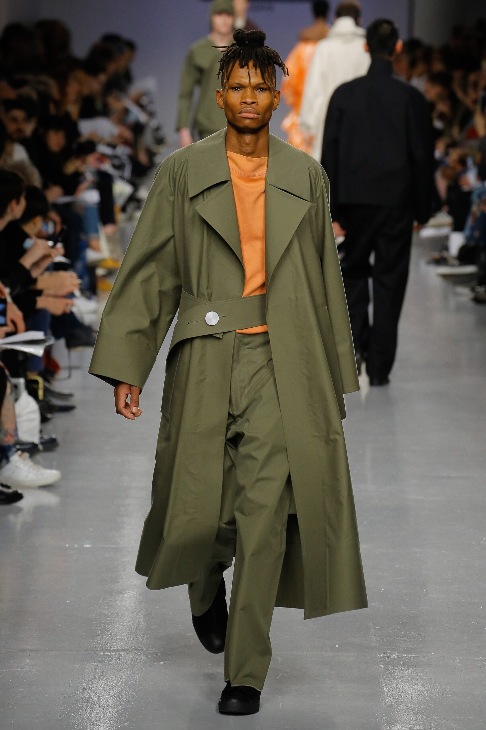 Central Saint Martins F/W 17 Look 74