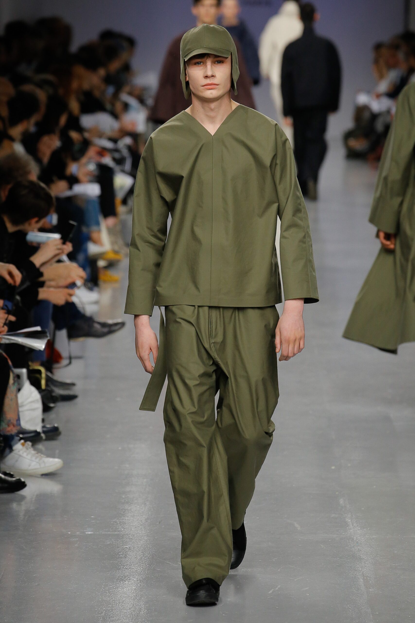 Central Saint Martins F/W 17 Look 75