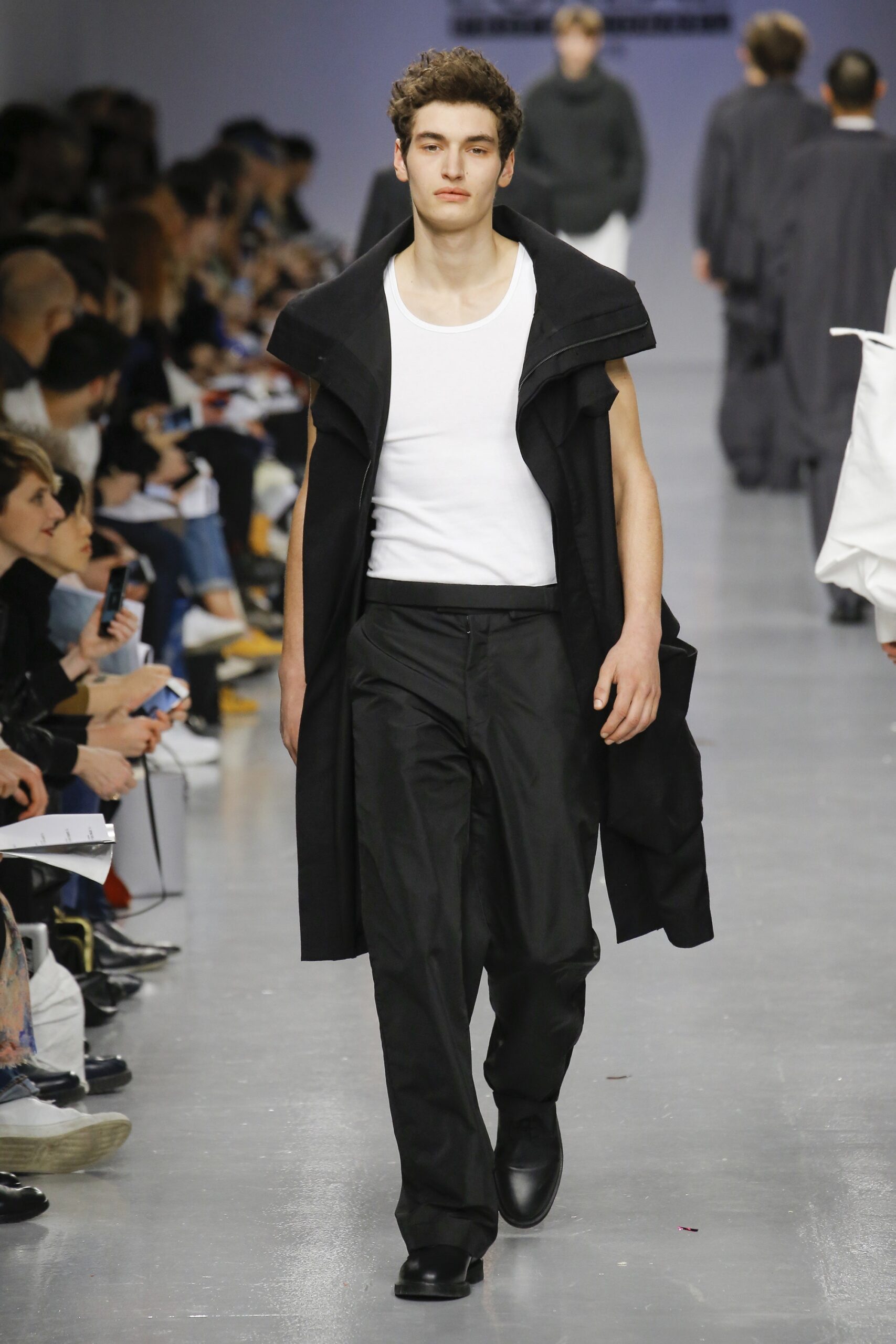 Central Saint Martins F/W 17 Look 93