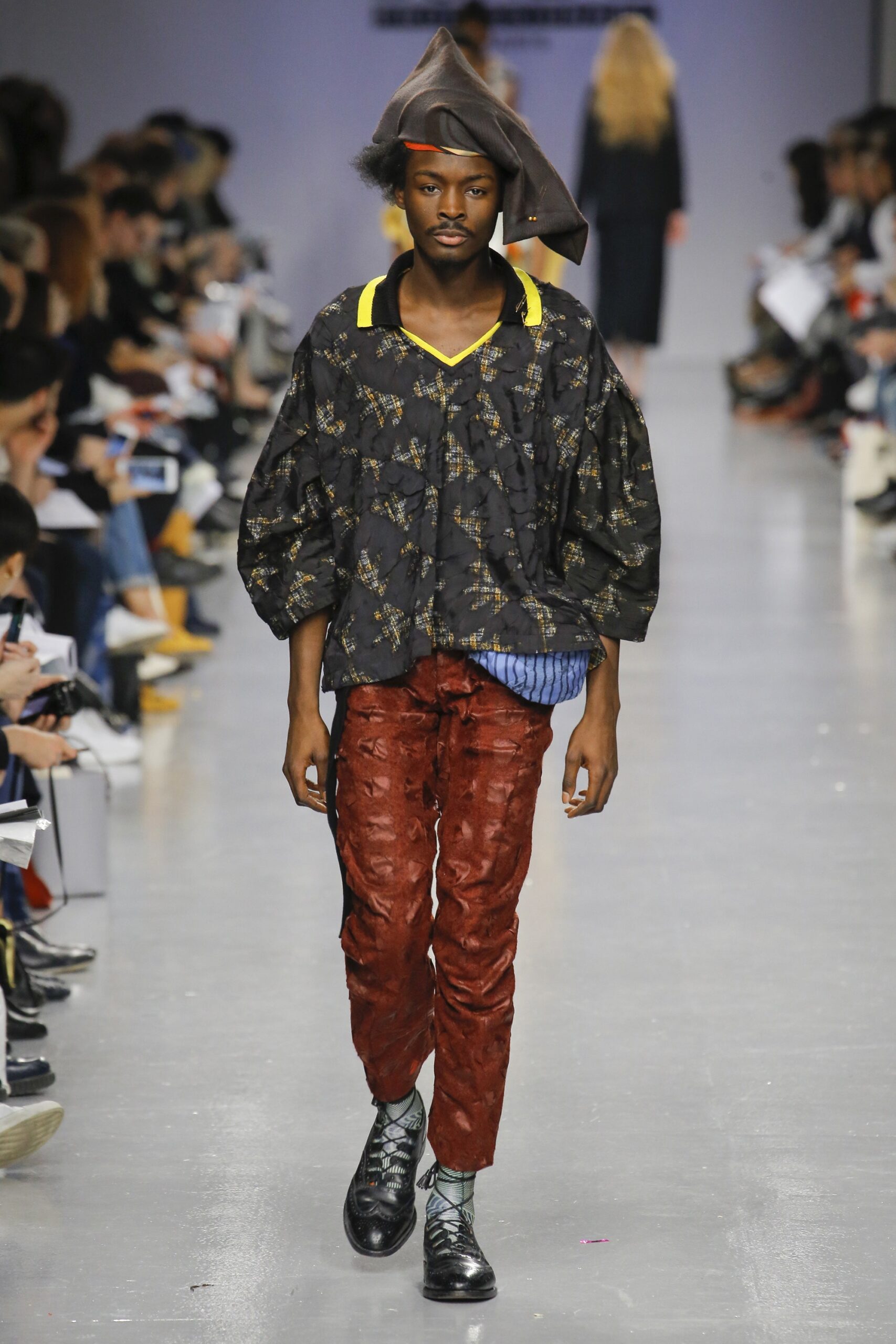 Central Saint Martins F/W 17 Look 106