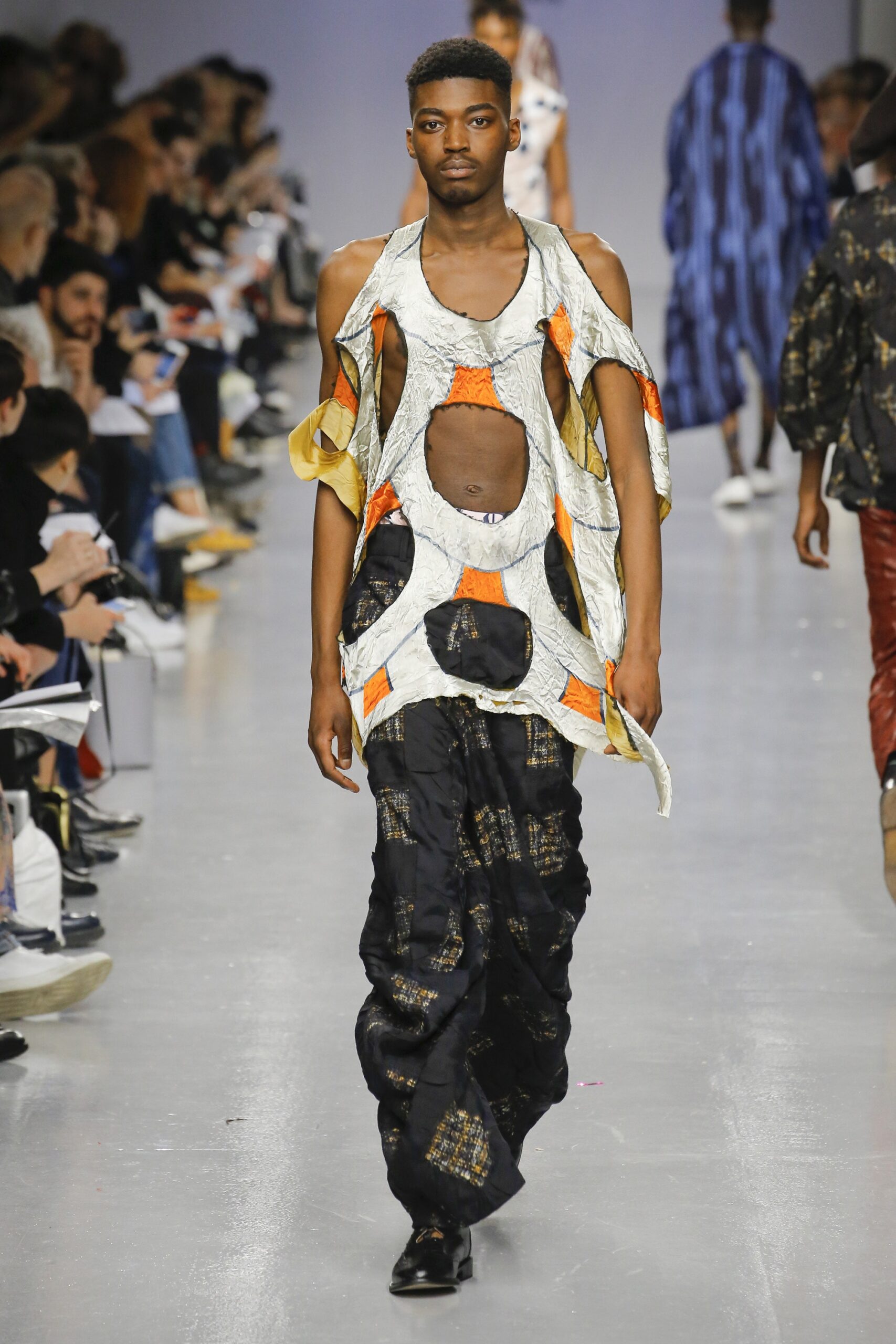 Central Saint Martins F/W 17 Look 107