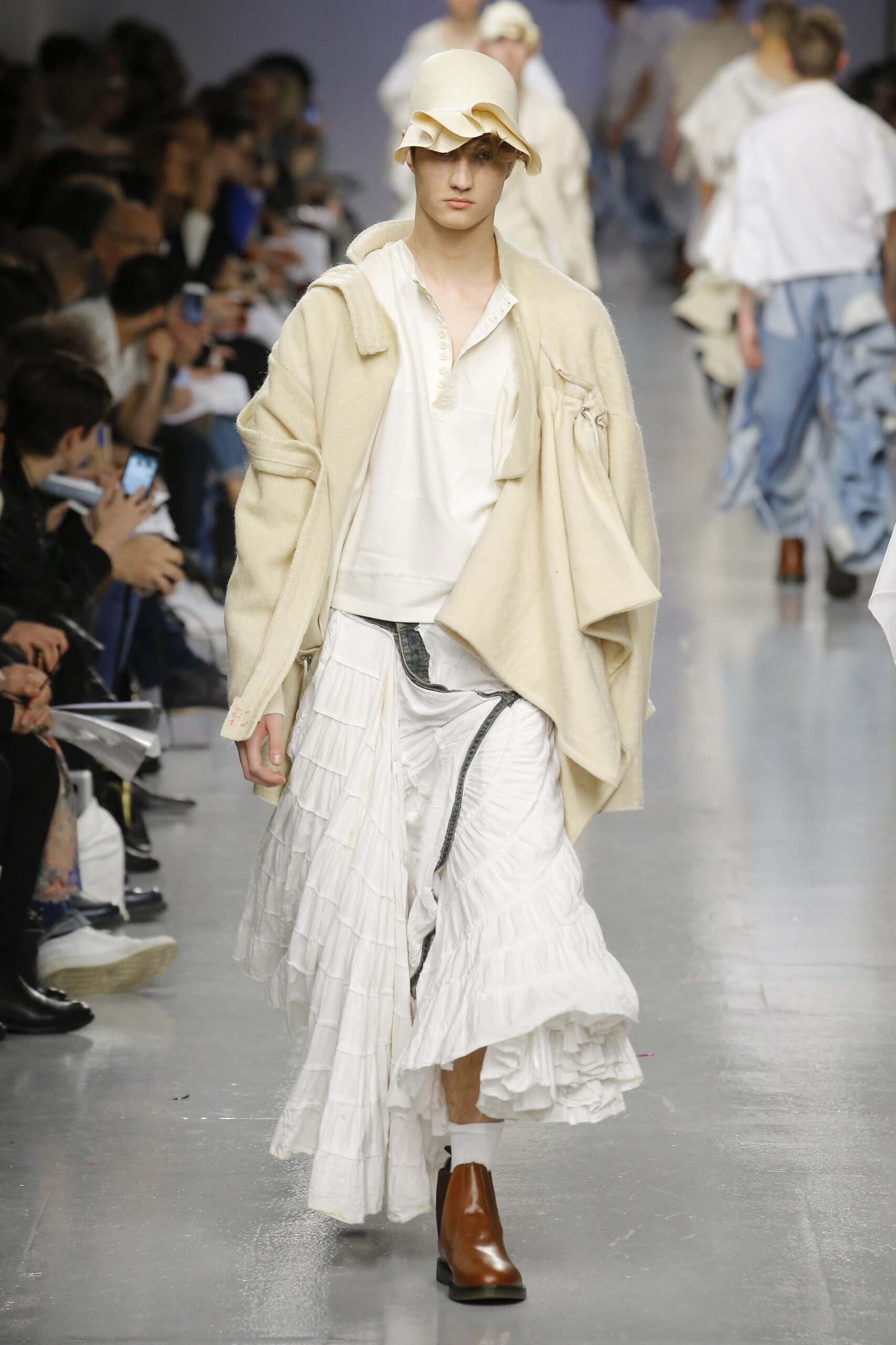 Central Saint Martins F/W 17 Look 128