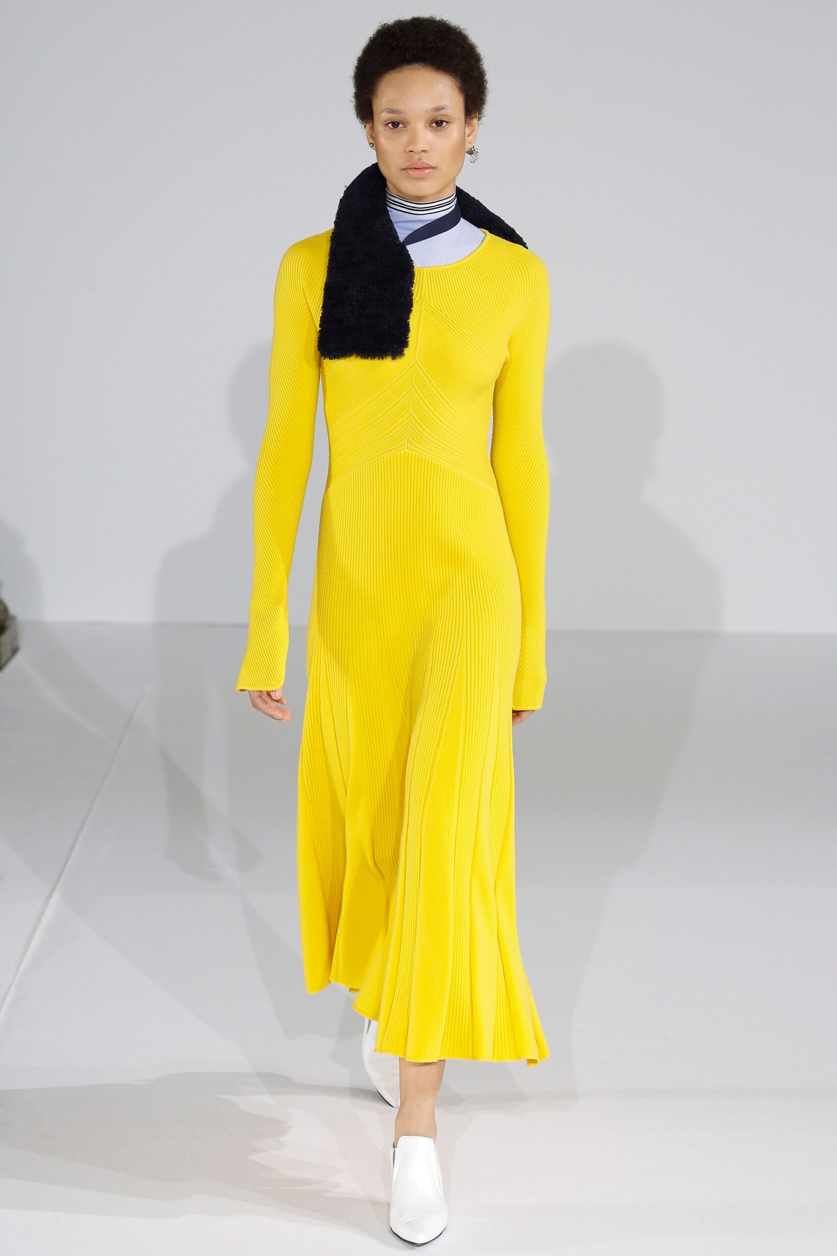 Cédric Charlier F/W 16 Look 86