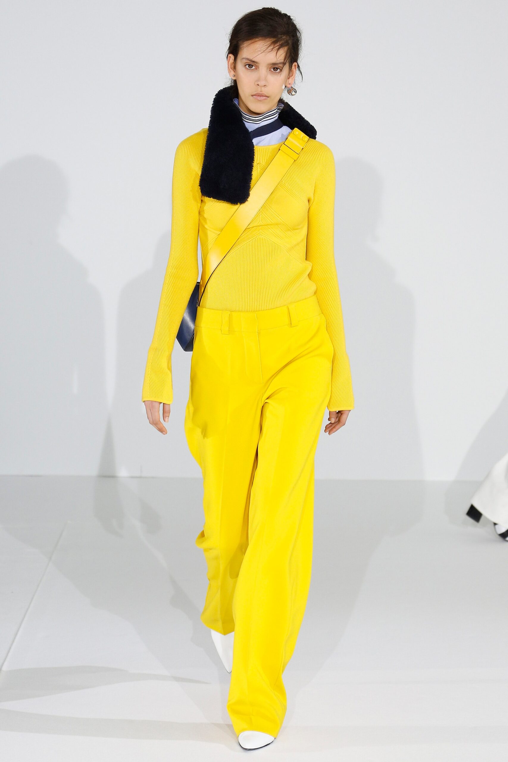 Cédric Charlier F/W 16 Look 129