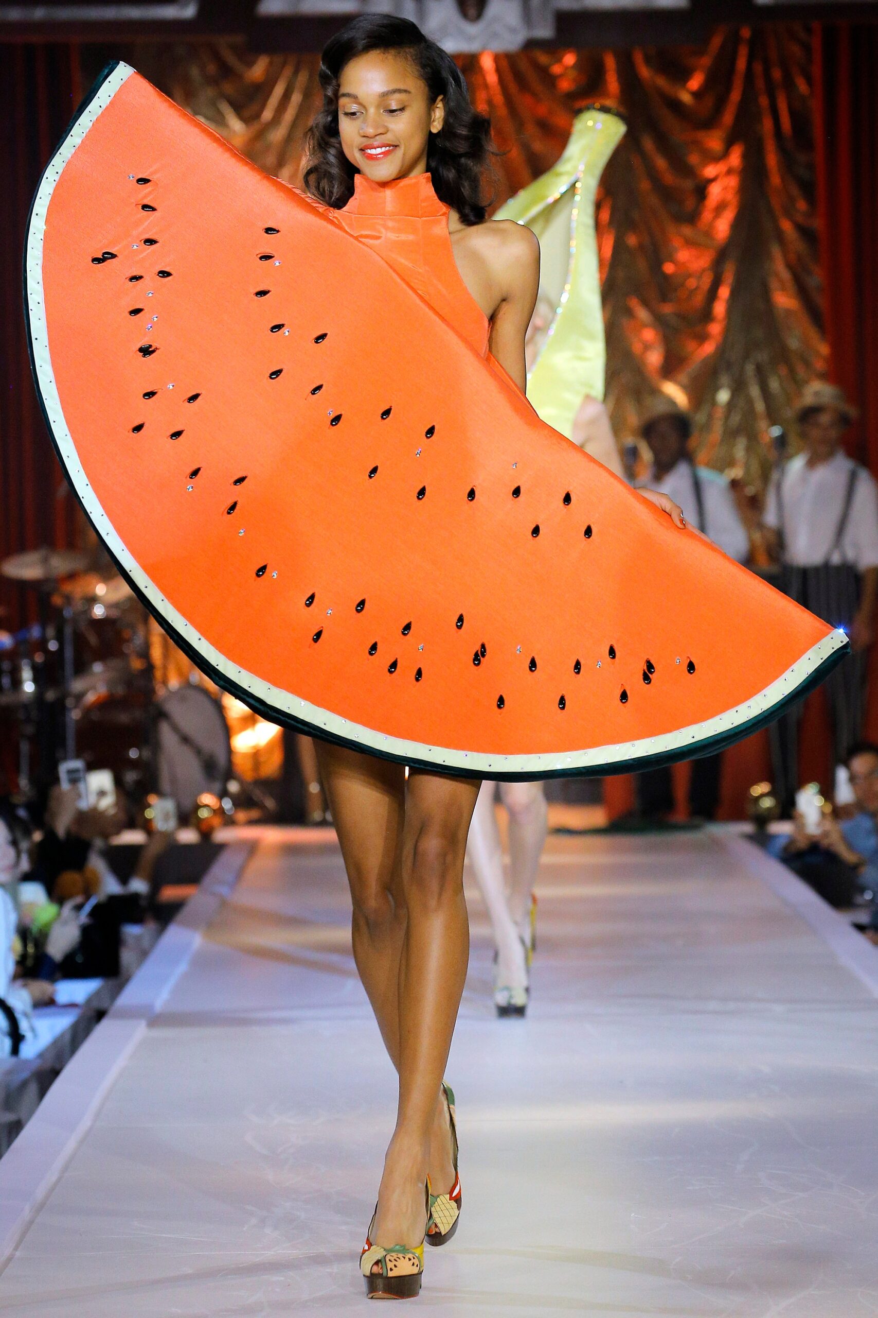 Charlotte Olympia S/S 17 Look 270