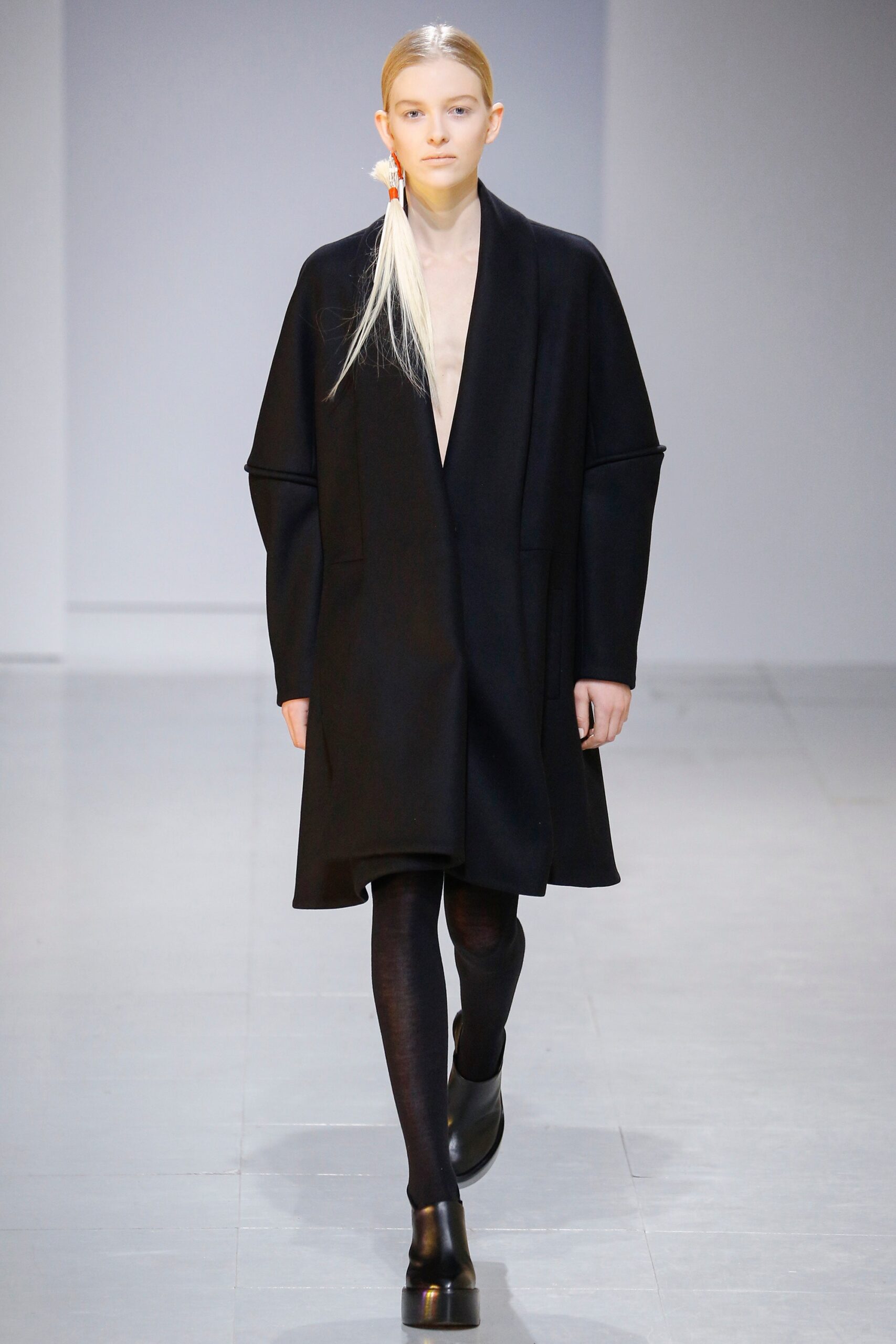 Chalayan Fall 2016 Ready-to-Wear