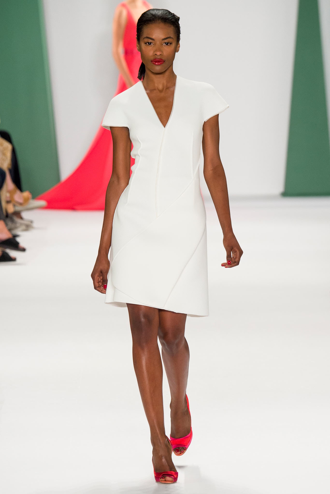 Carolina Herrera S/S 15 Look 53