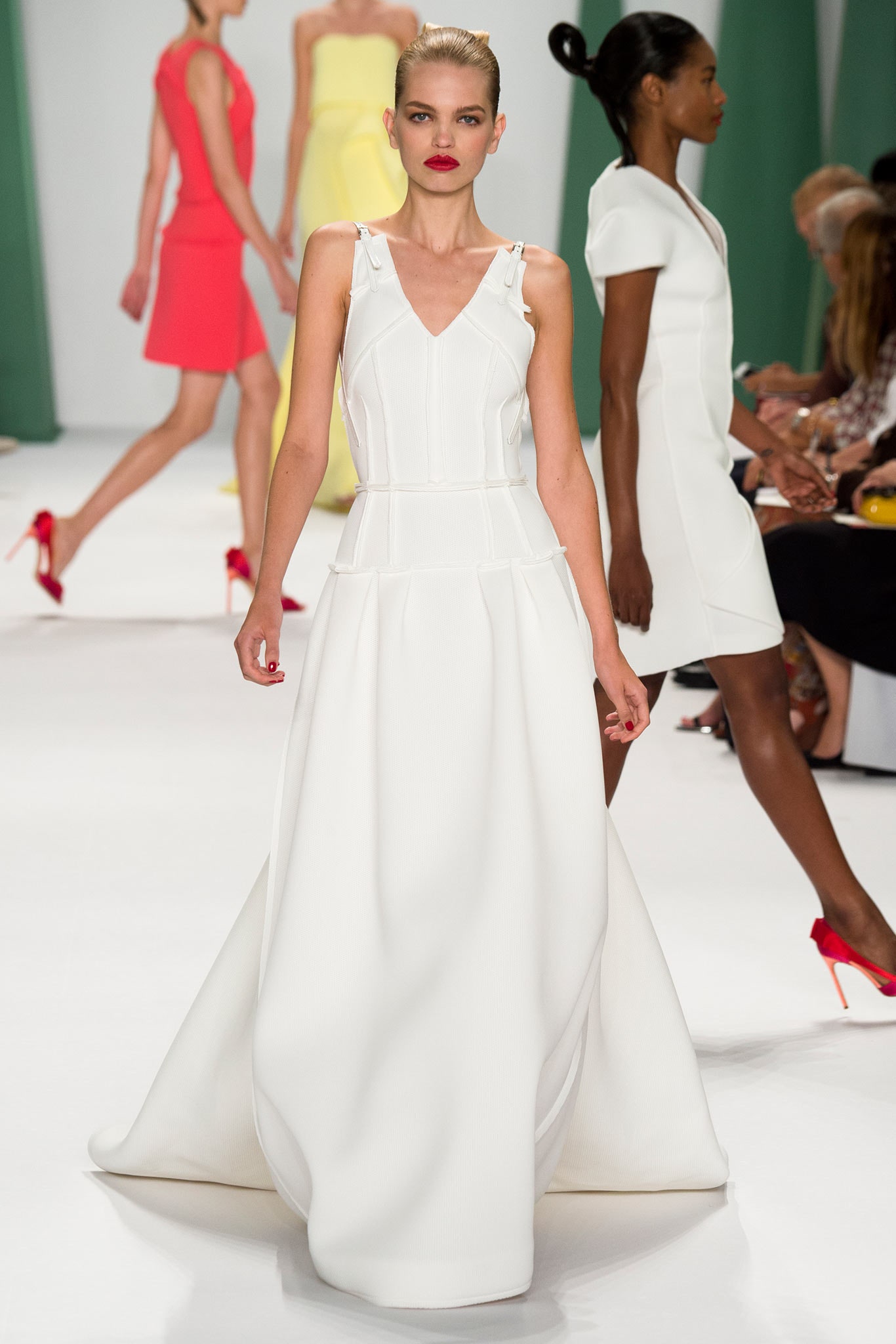Carolina Herrera S/S 15 Look 69