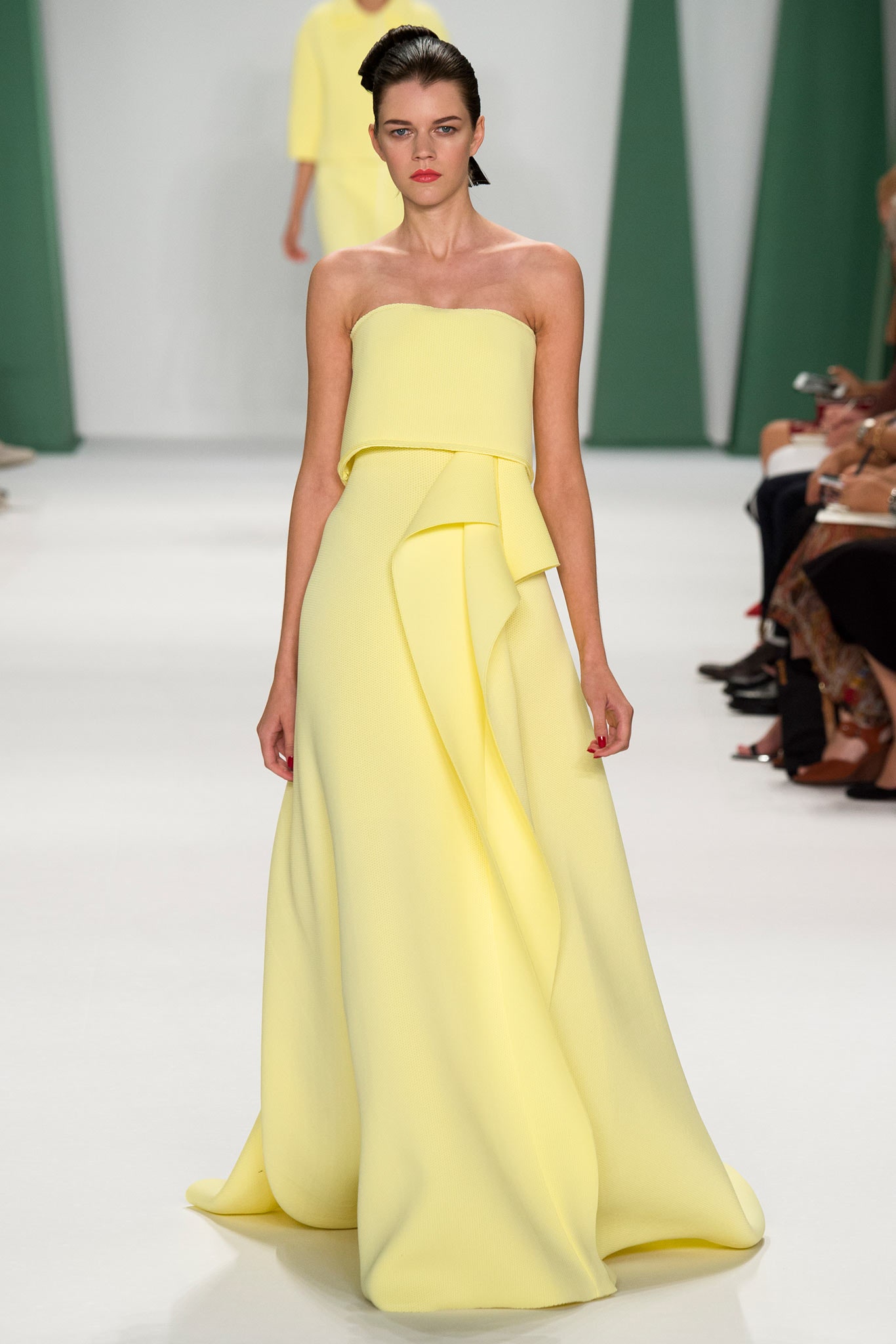 Carolina Herrera S/S 15 Look 75