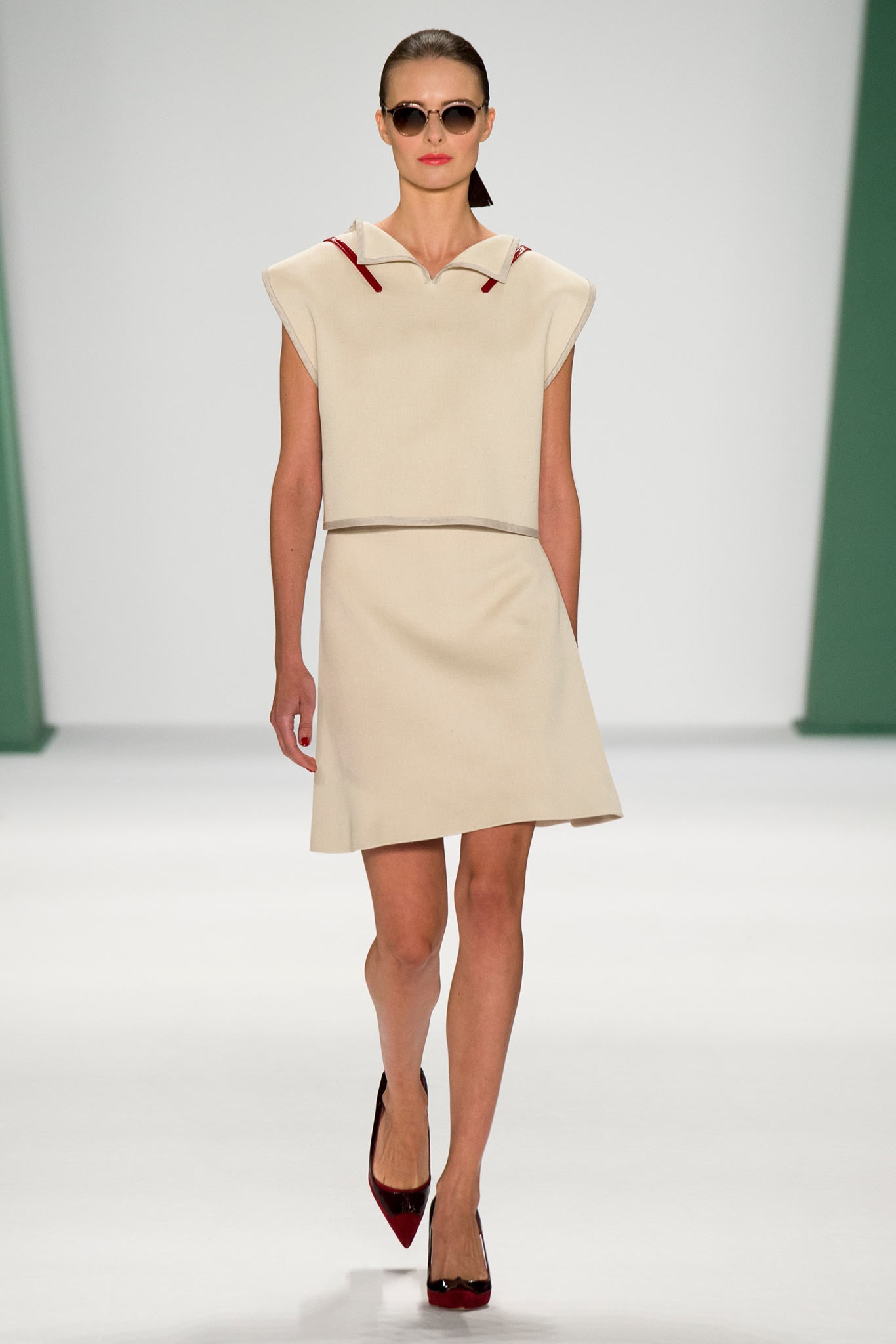 Carolina Herrera S/S 15 Look 150