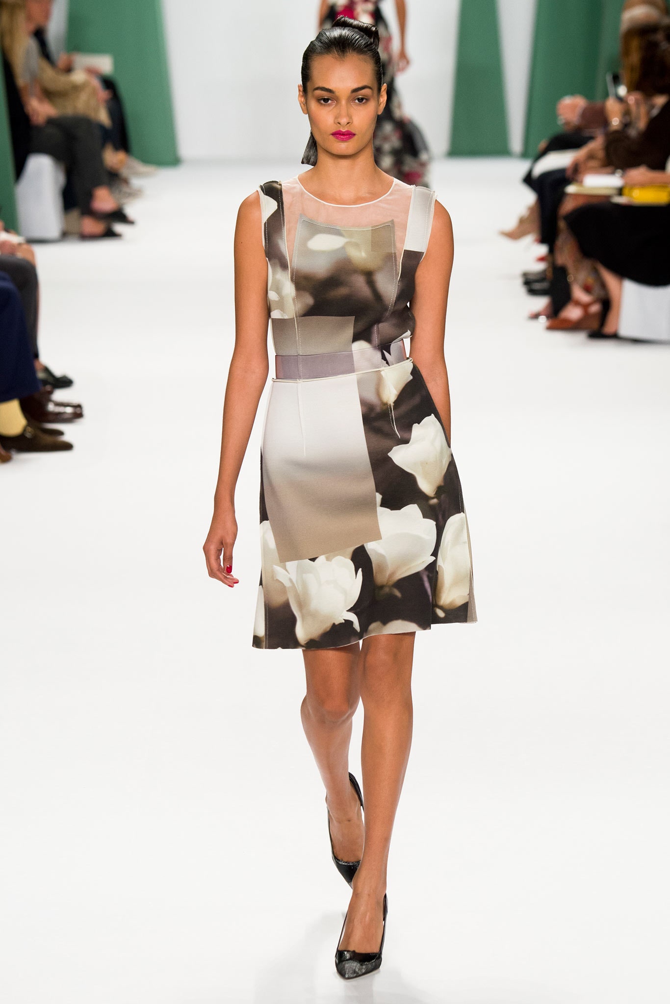 Carolina Herrera S/S 15 Look 173