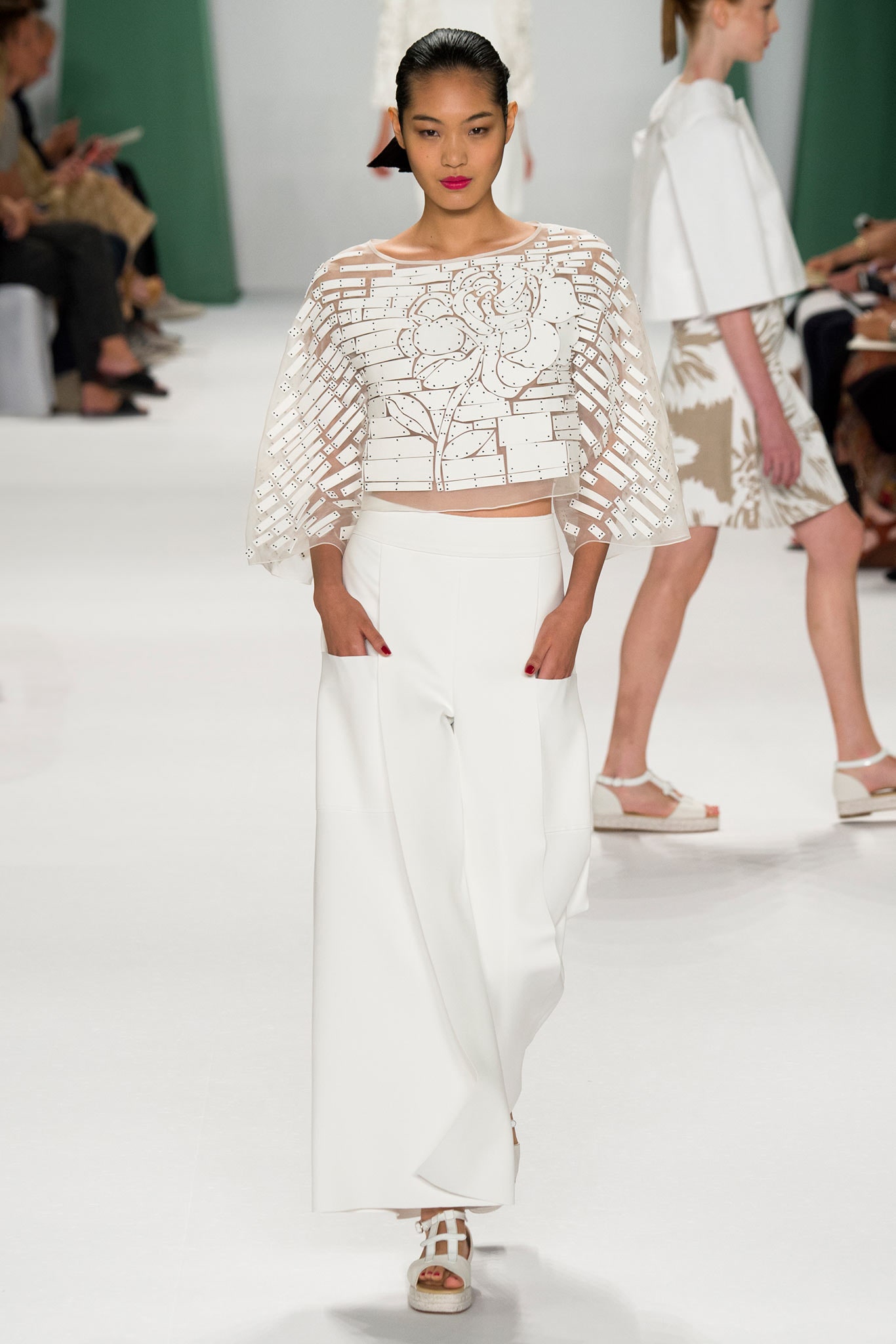 Carolina Herrera S/S 15 Look 251