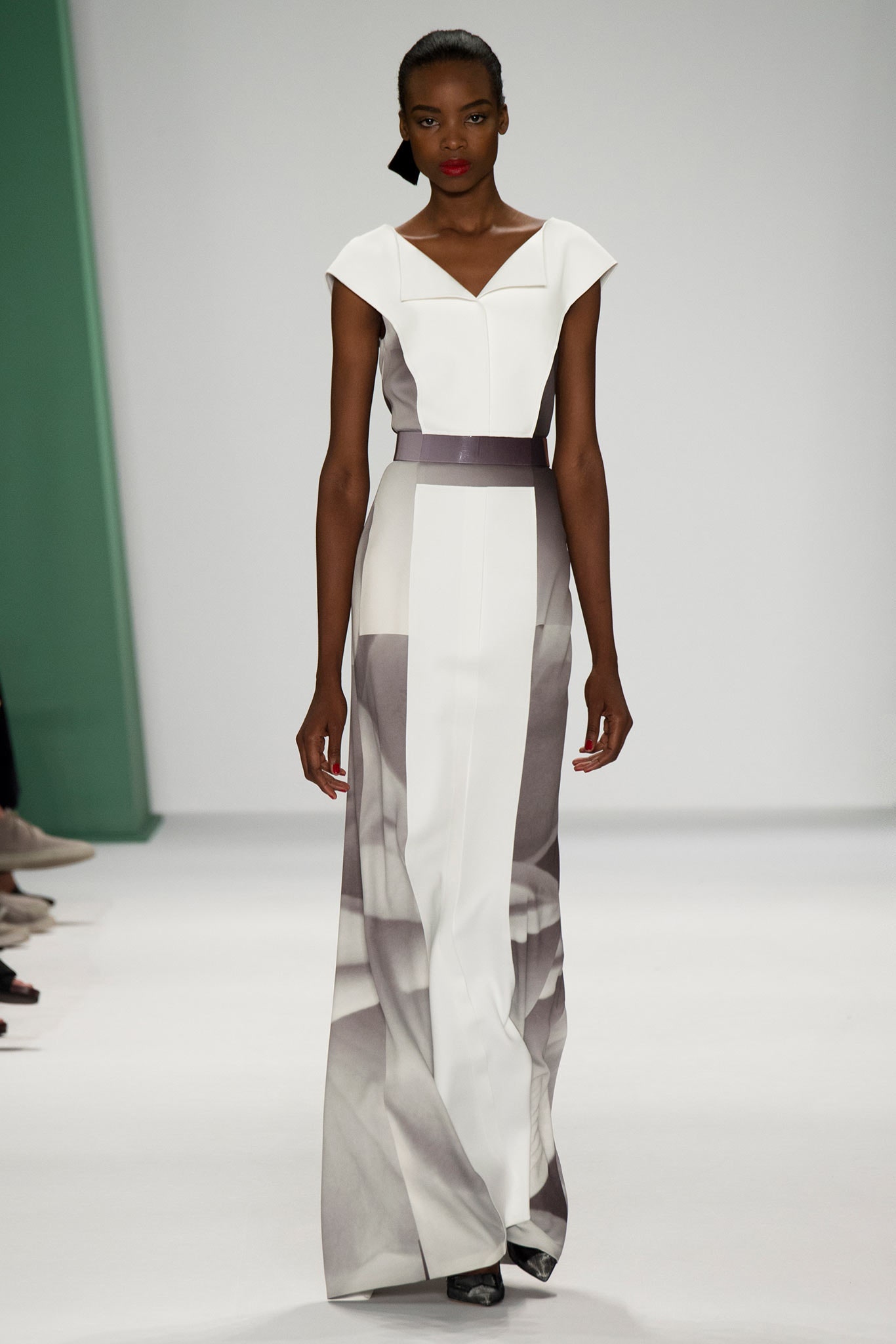 Carolina Herrera S/S 15 Look 275