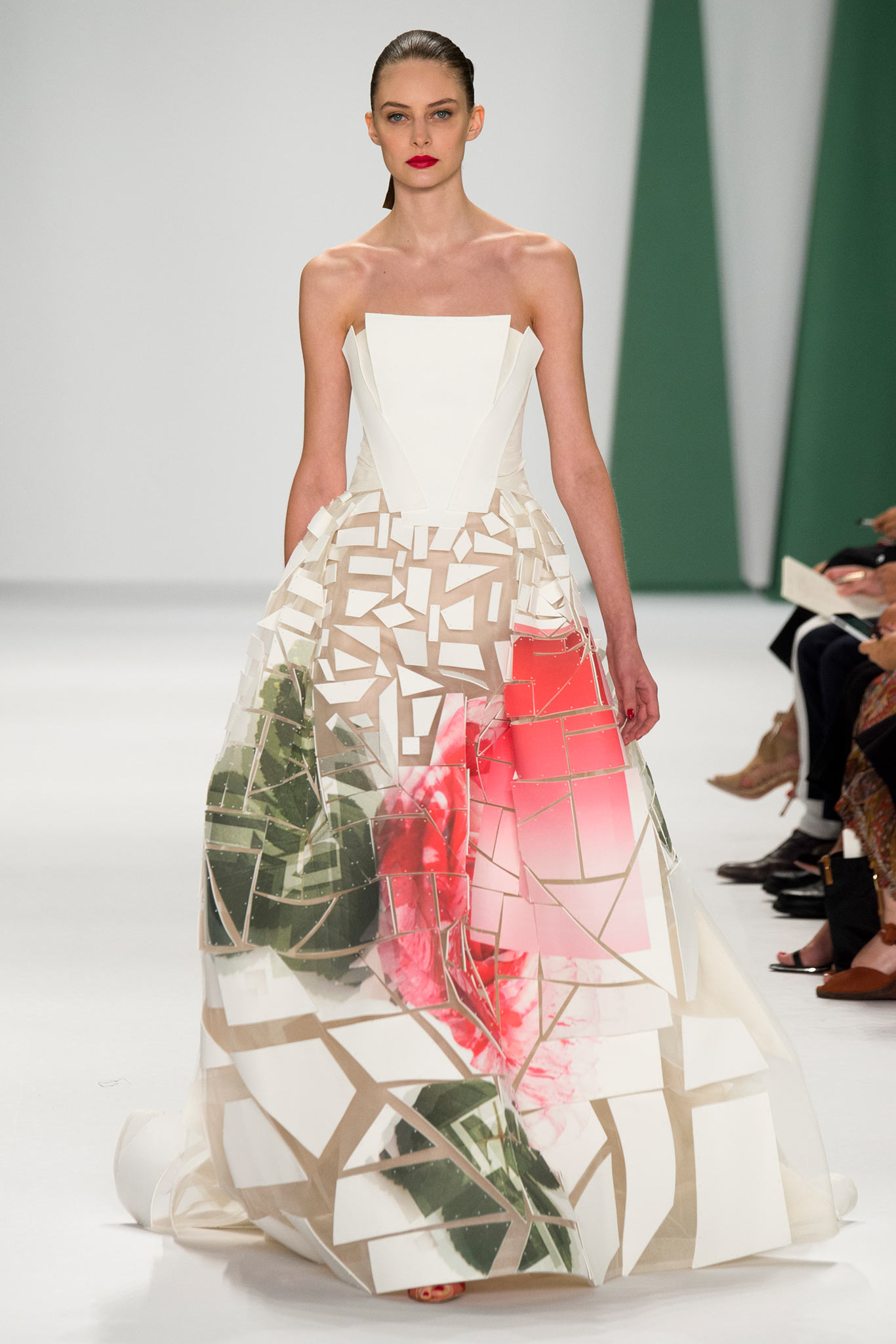 Carolina Herrera S/S 15 Look 322