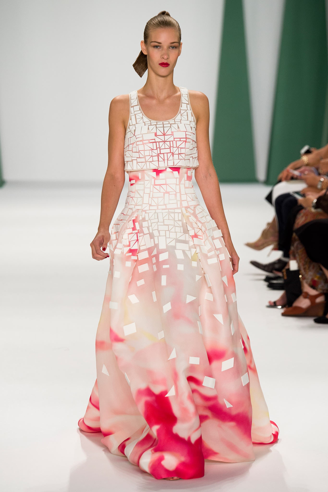 Carolina Herrera S/S 15 Look 333