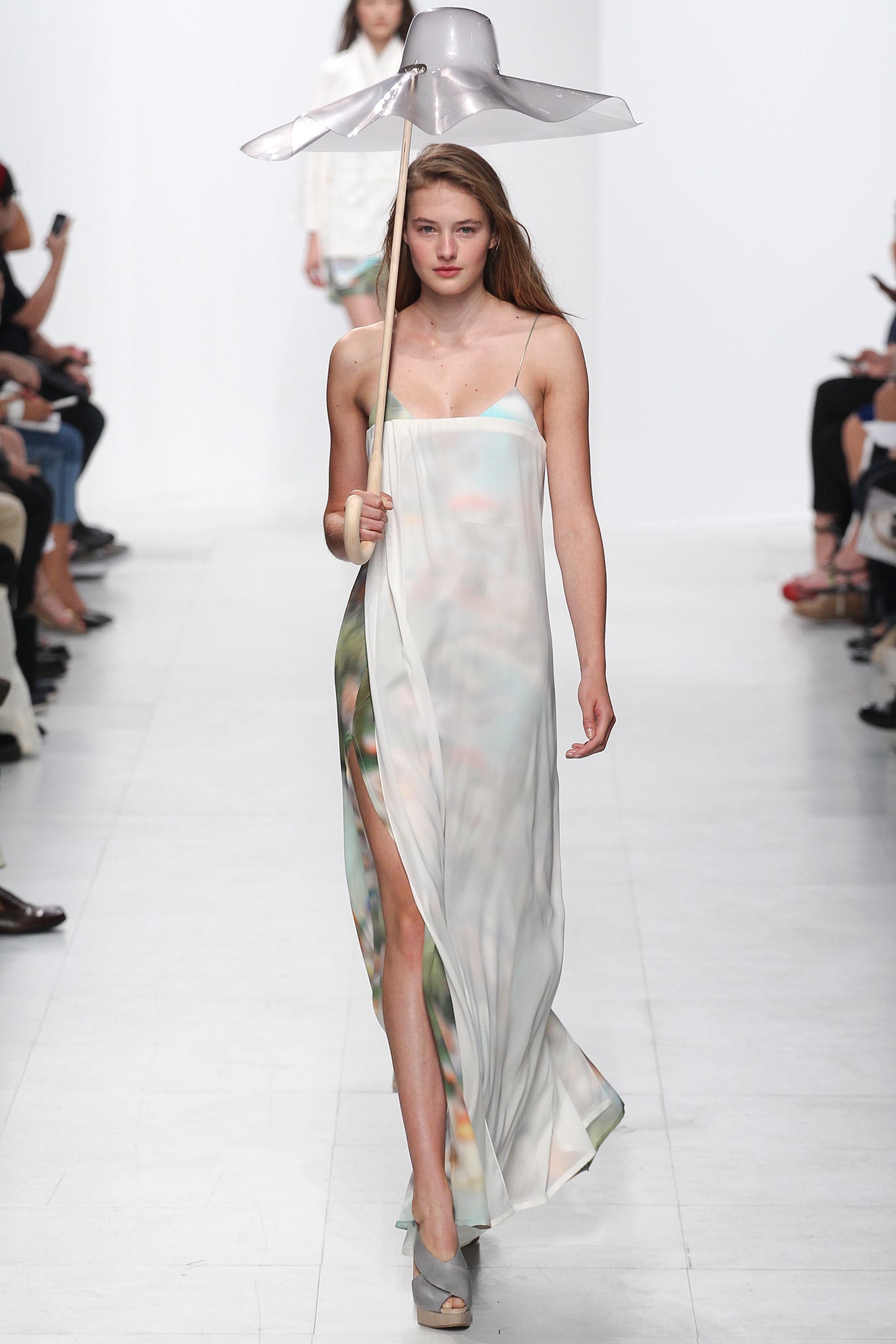 Chalayan S/S 14 Look 38