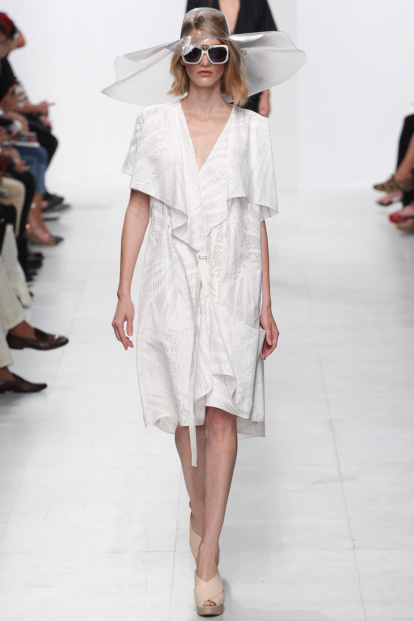 Chalayan S/S 14 Look 122