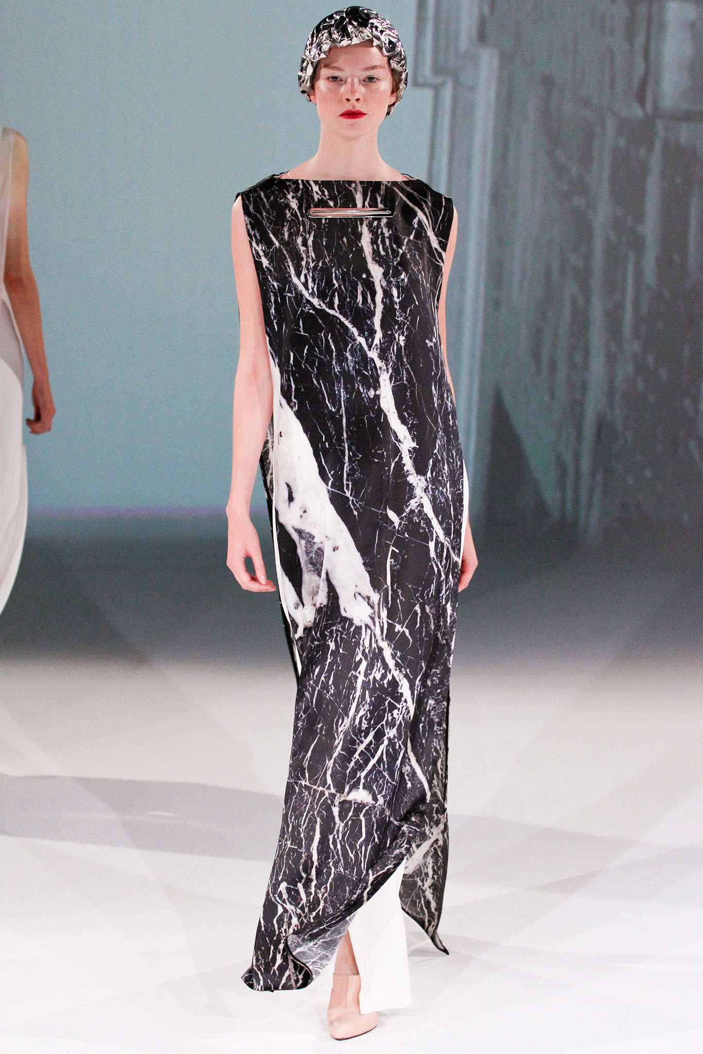 Chalayan S/S 13 Look 305