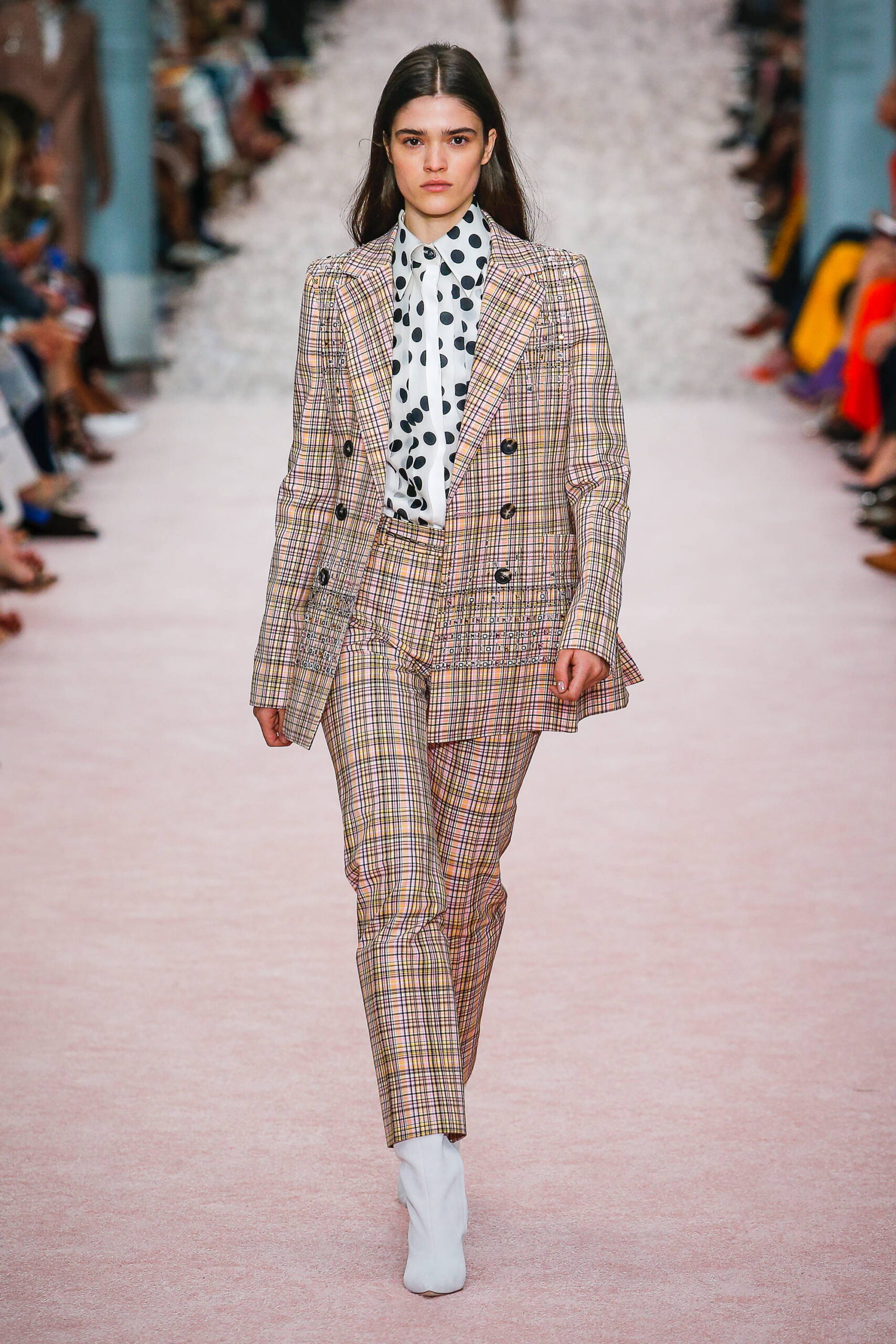 Carolina Herrera S/S 19 Look 6