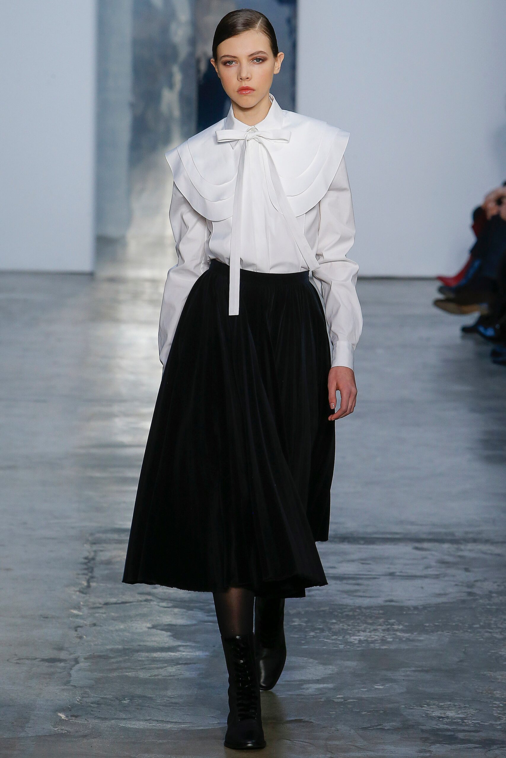 Carolina Herrera F/W 17 Look 8
