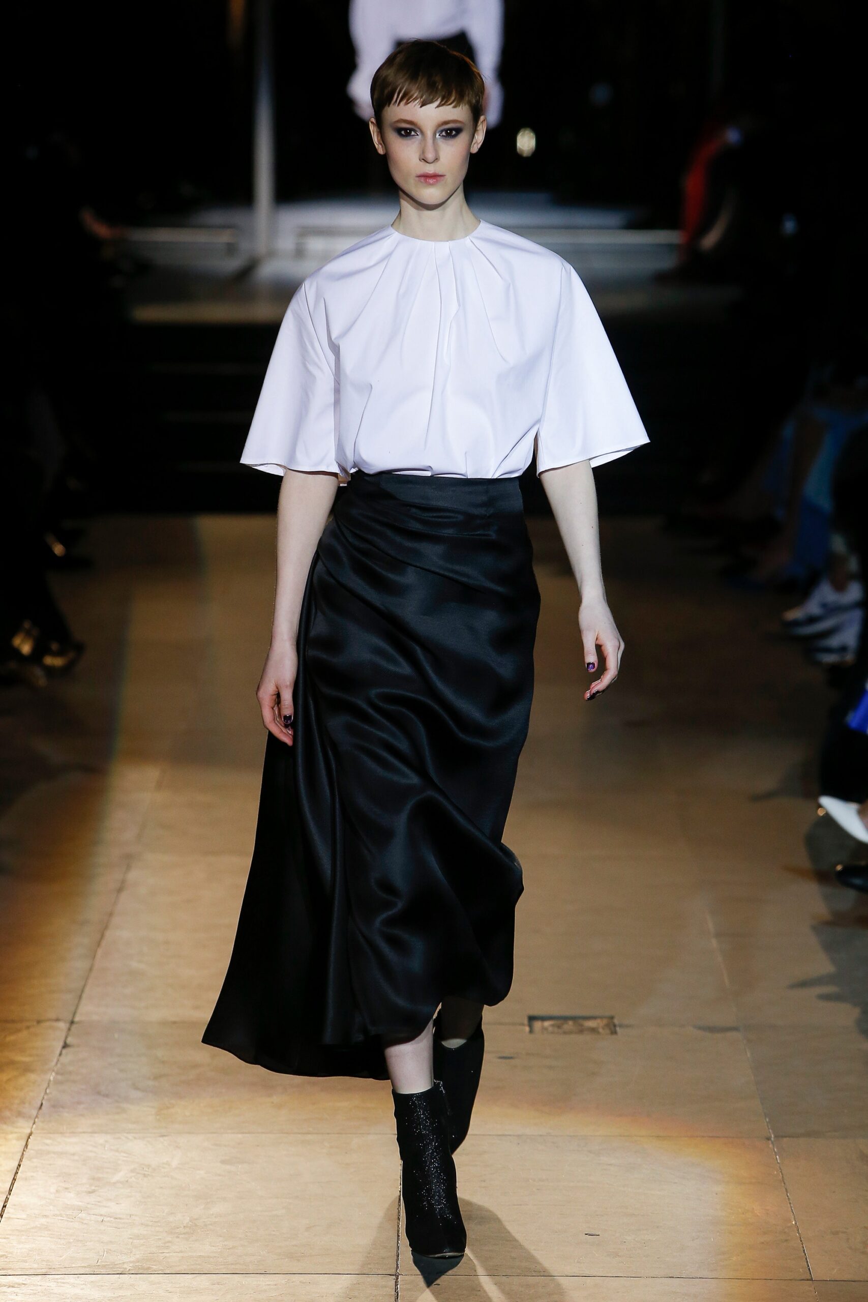 Carolina Herrera F/W 18 Look 6