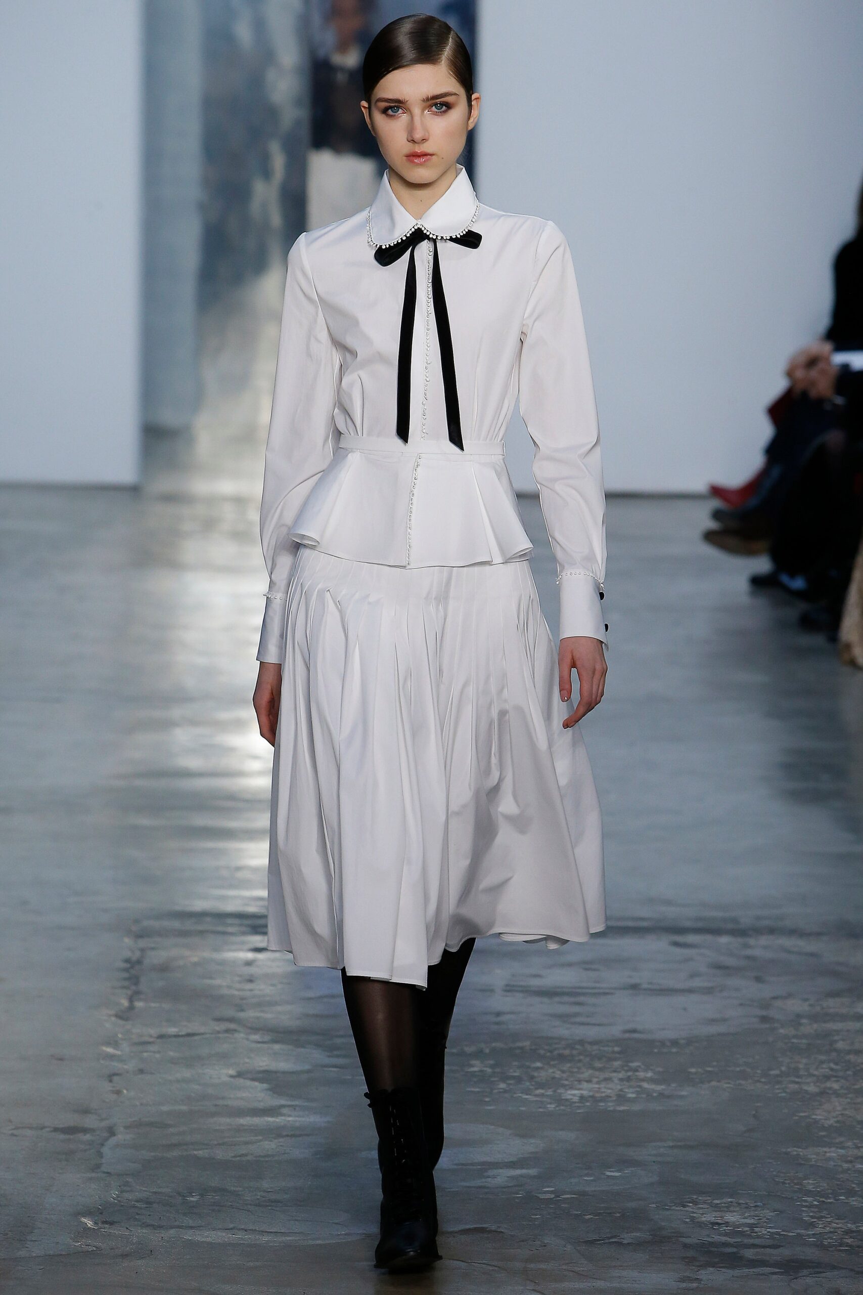 Carolina Herrera F/W 17 Look 38