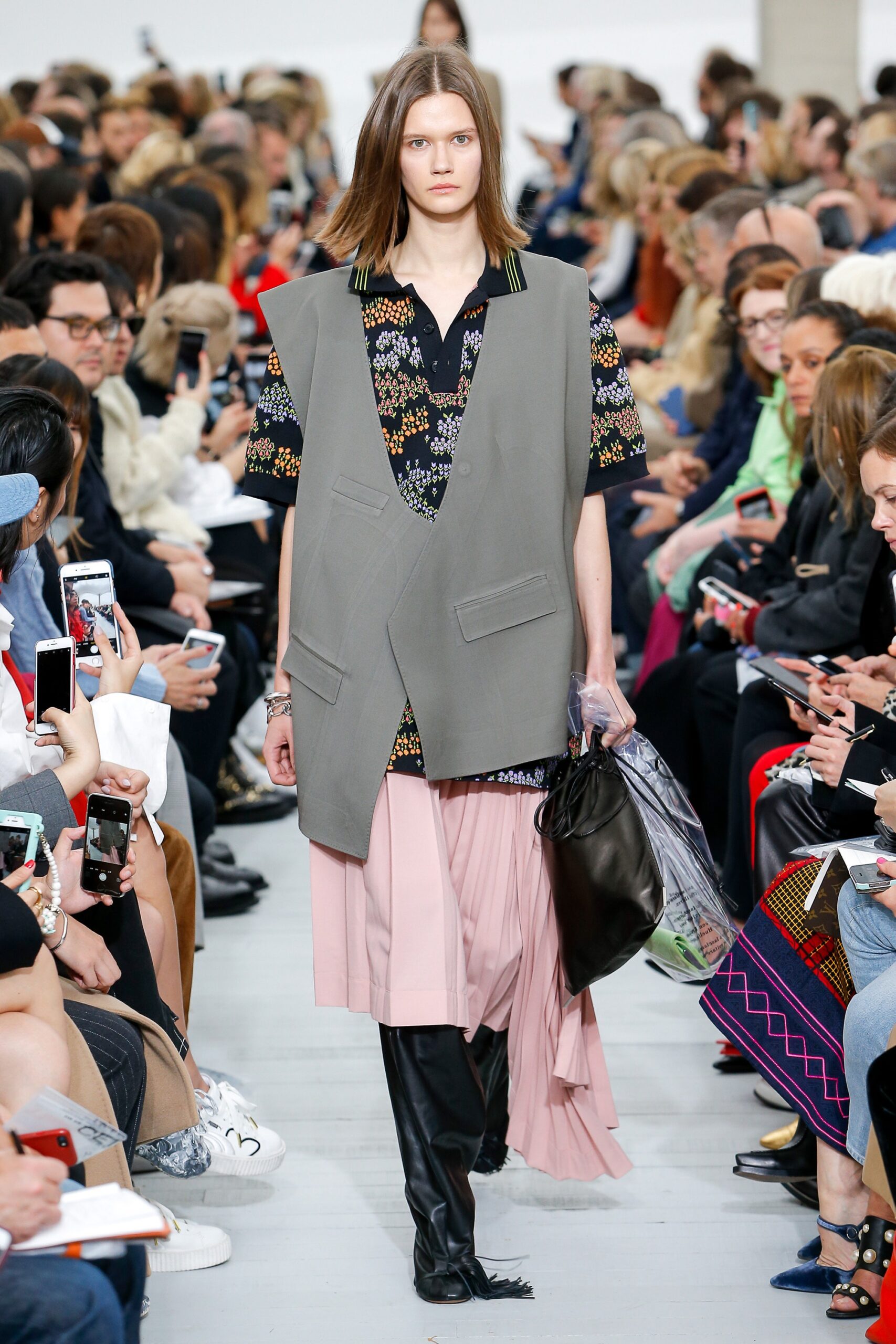 Celine S/S 18 Look 65