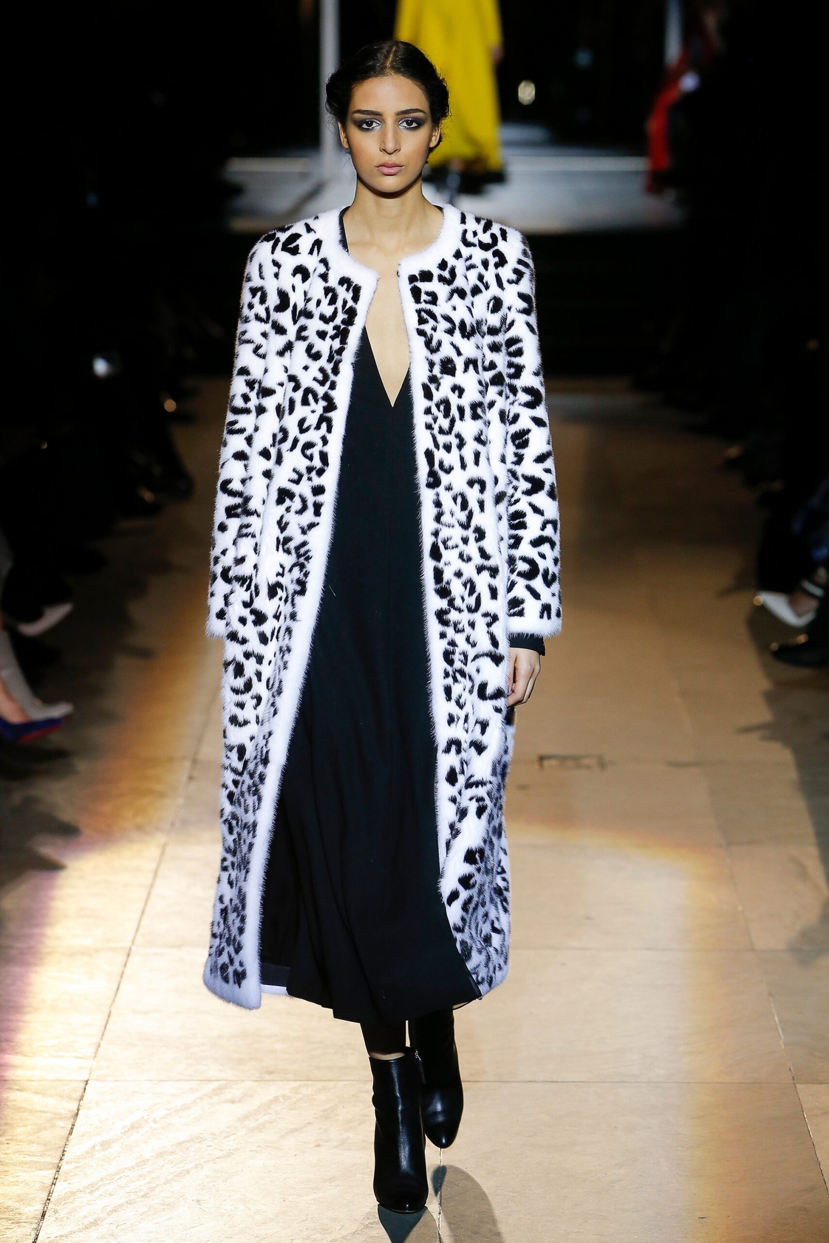 Carolina Herrera F/W 18 Look 121