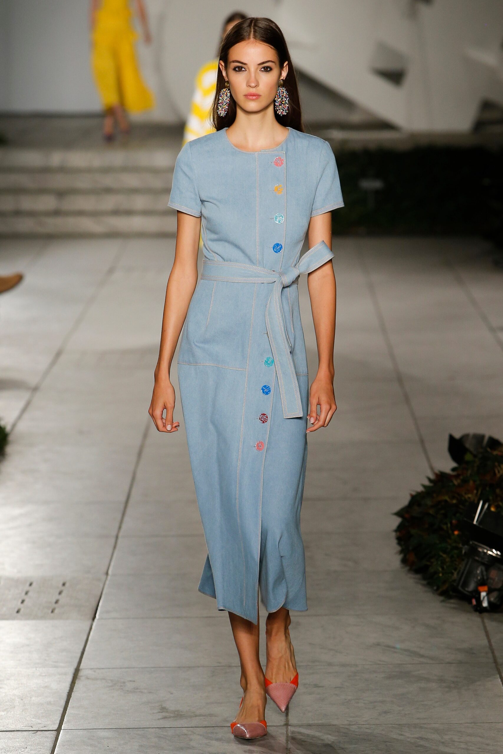 Carolina Herrera S/S 18 Look 143