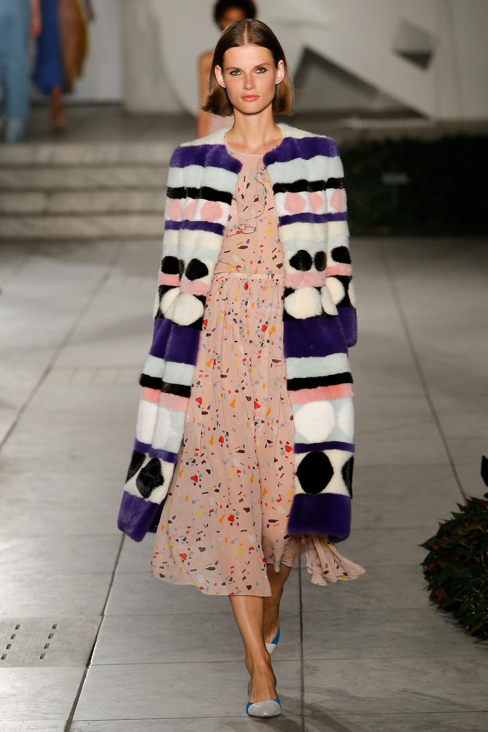 Carolina Herrera S/S 18 Look 215