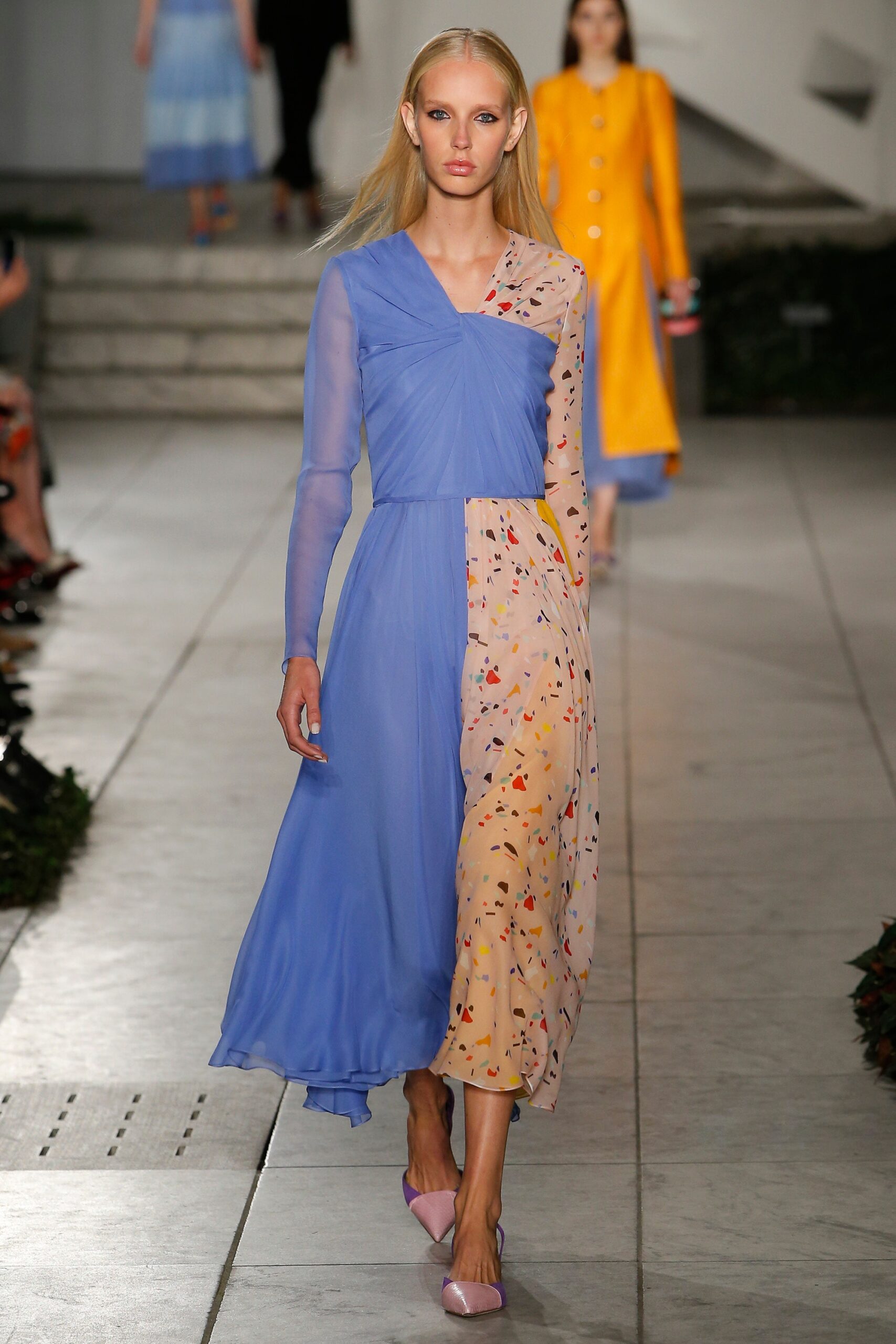 Carolina Herrera S/S 18 Look 237