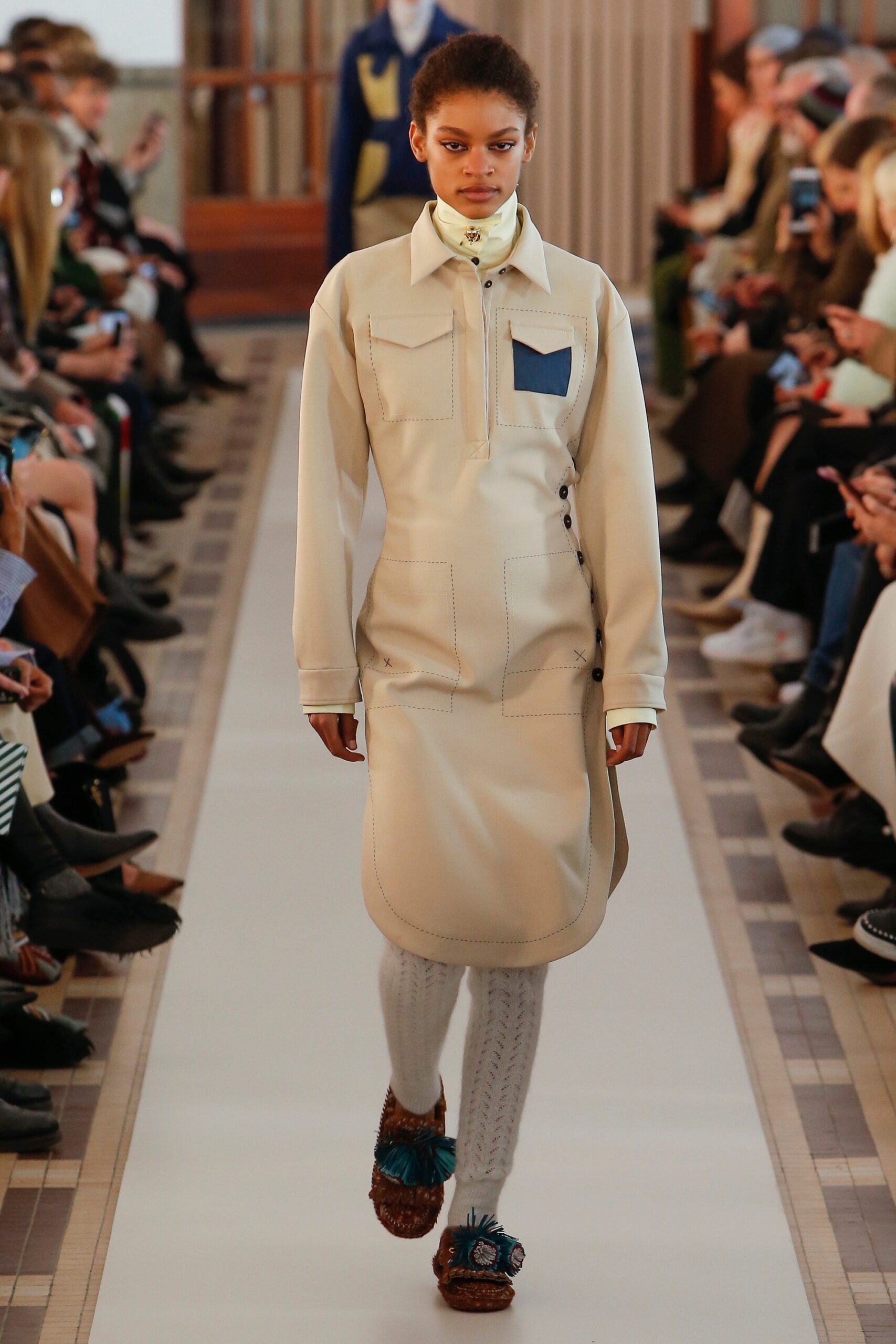Carven F/W 18 Look 225