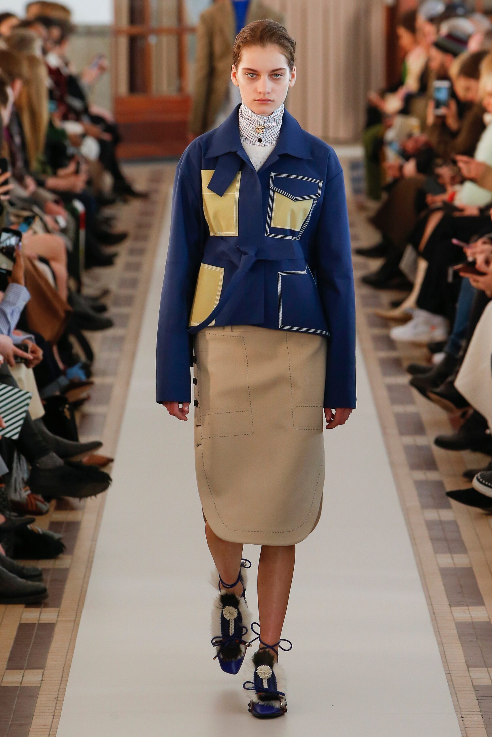 Carven F/W 18 Look 232