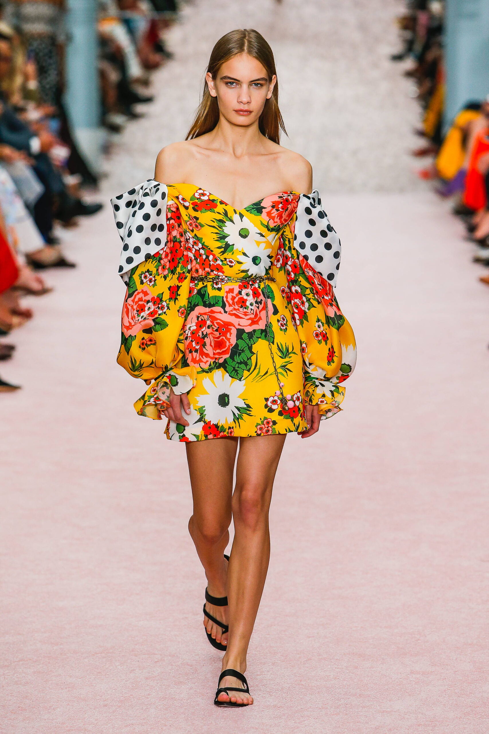 Carolina Herrera S/S 19 Look 321