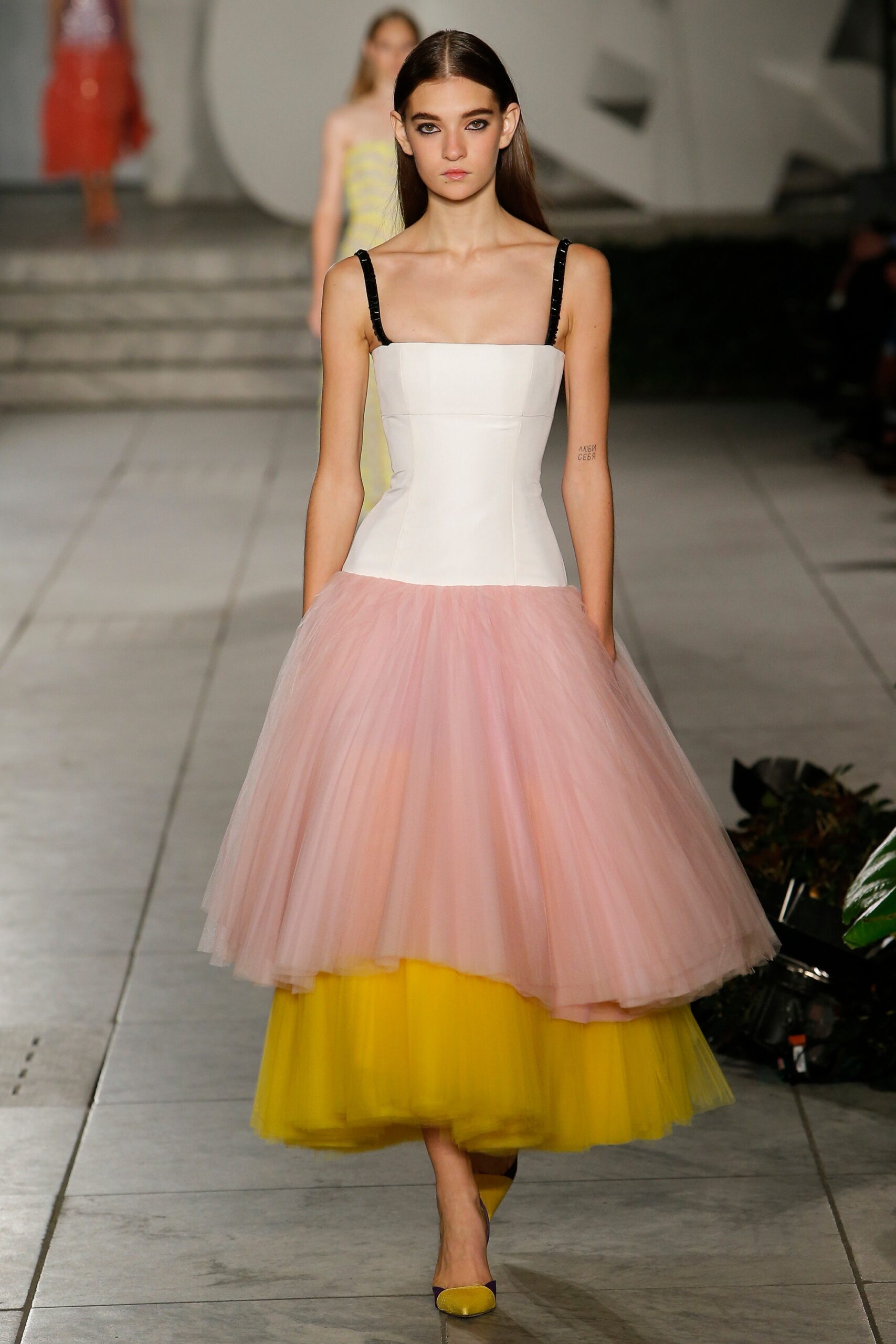Carolina Herrera S/S 18 Look 368