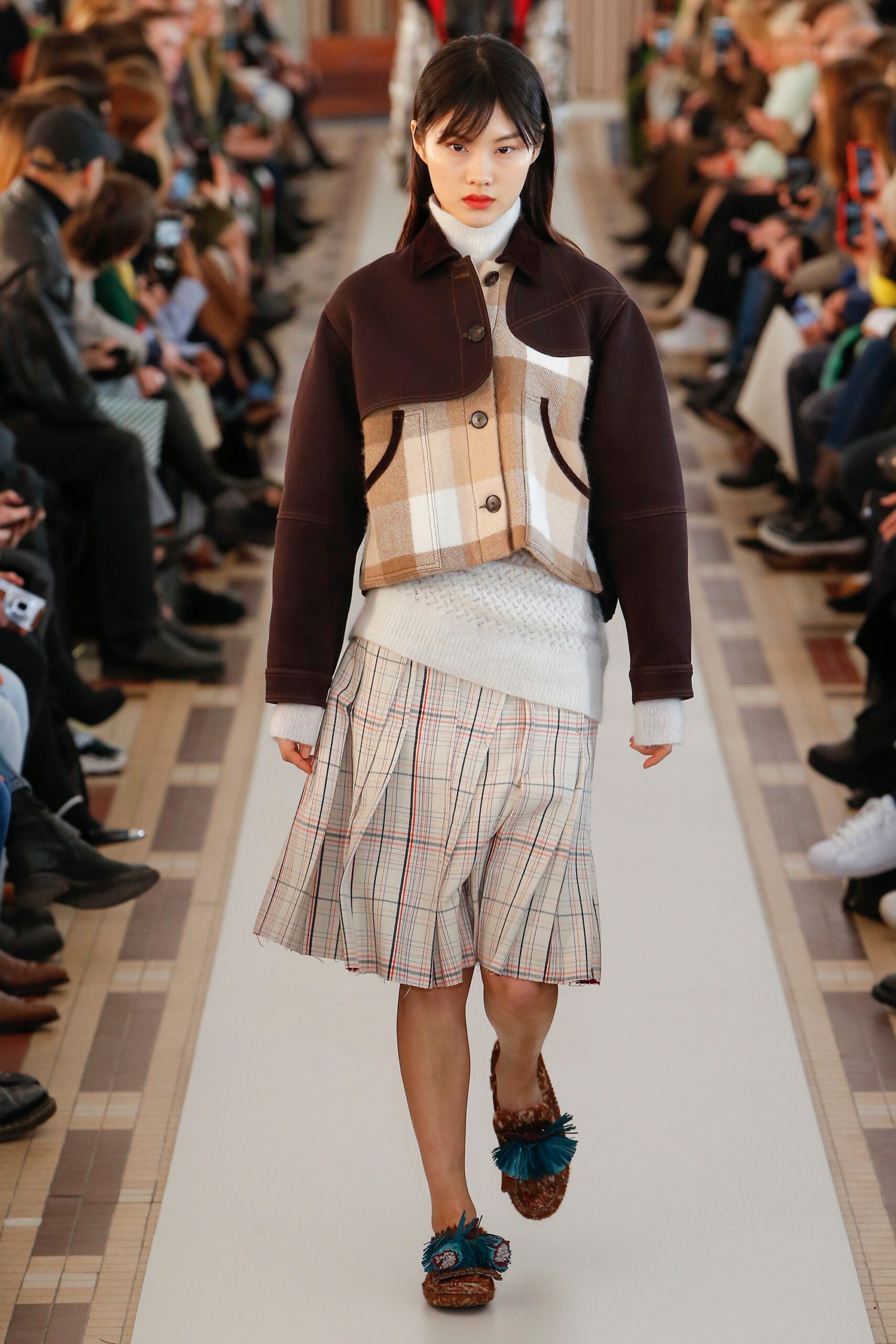 Carven F/W 18 Look 319