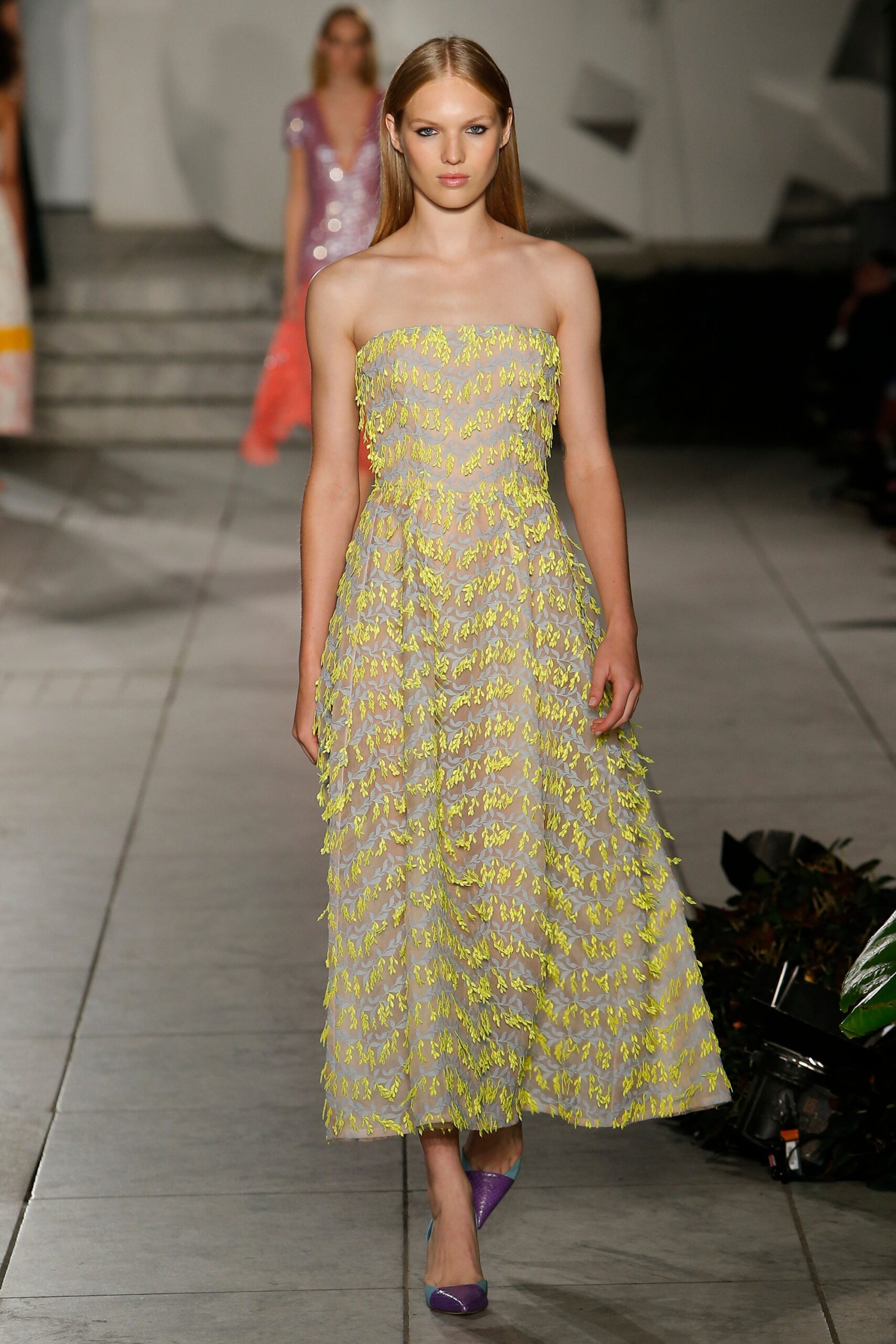 Carolina Herrera S/S 18 Look 384
