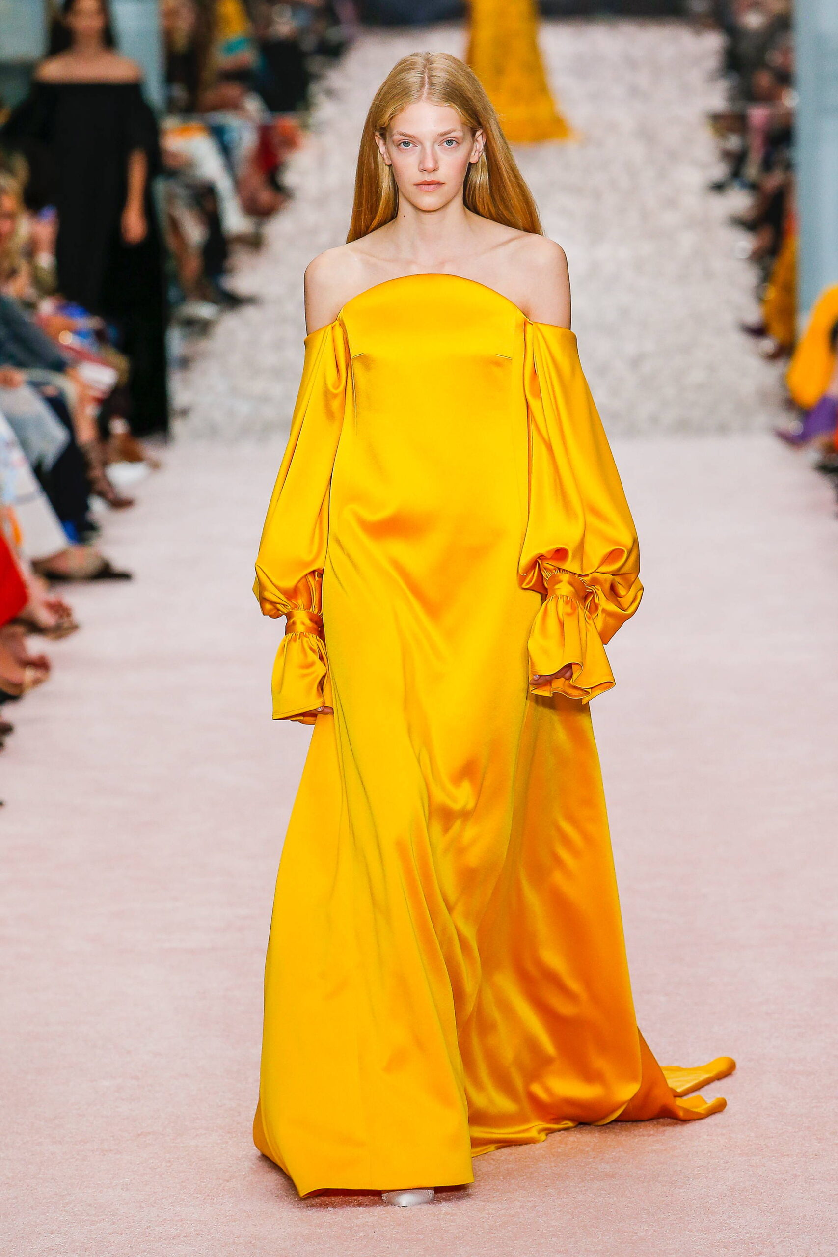 Carolina Herrera S/S 19 Look 627