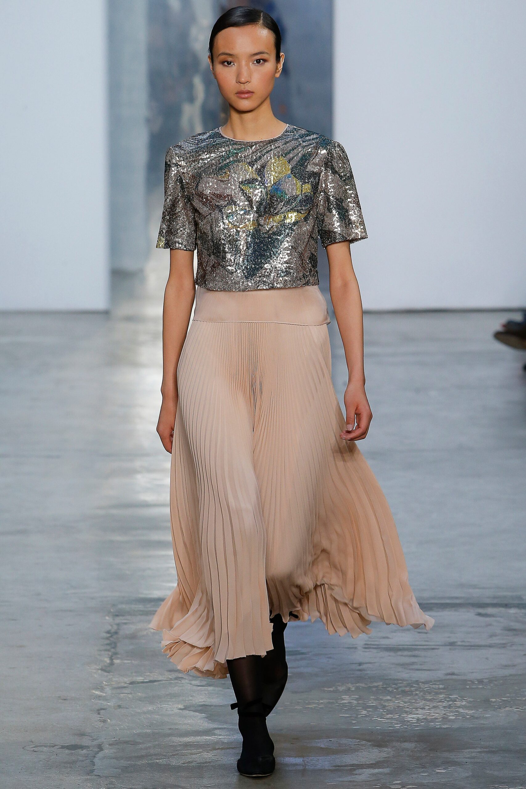 Carolina Herrera F/W 17 Look 413