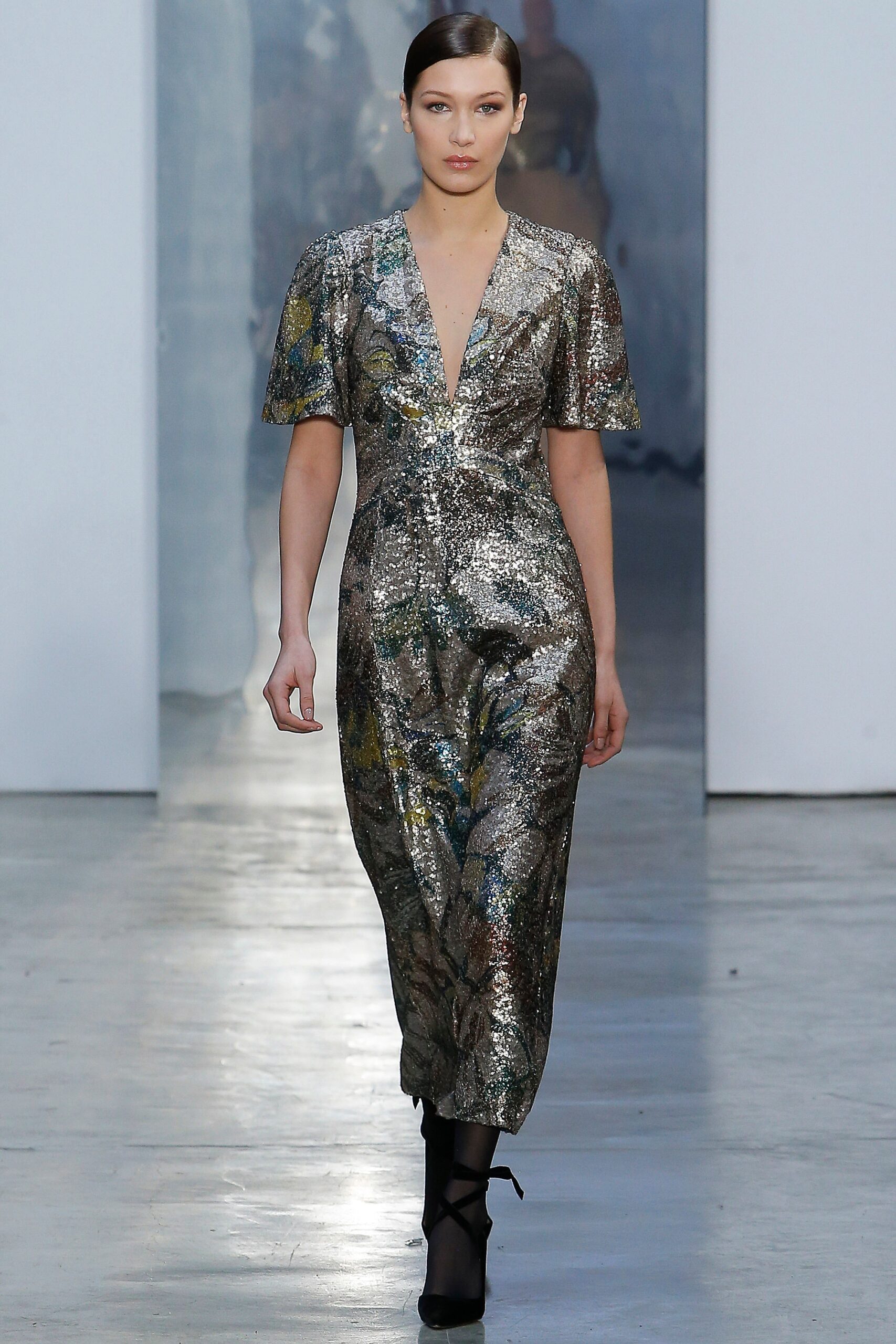 Carolina Herrera F/W 17 Look 431