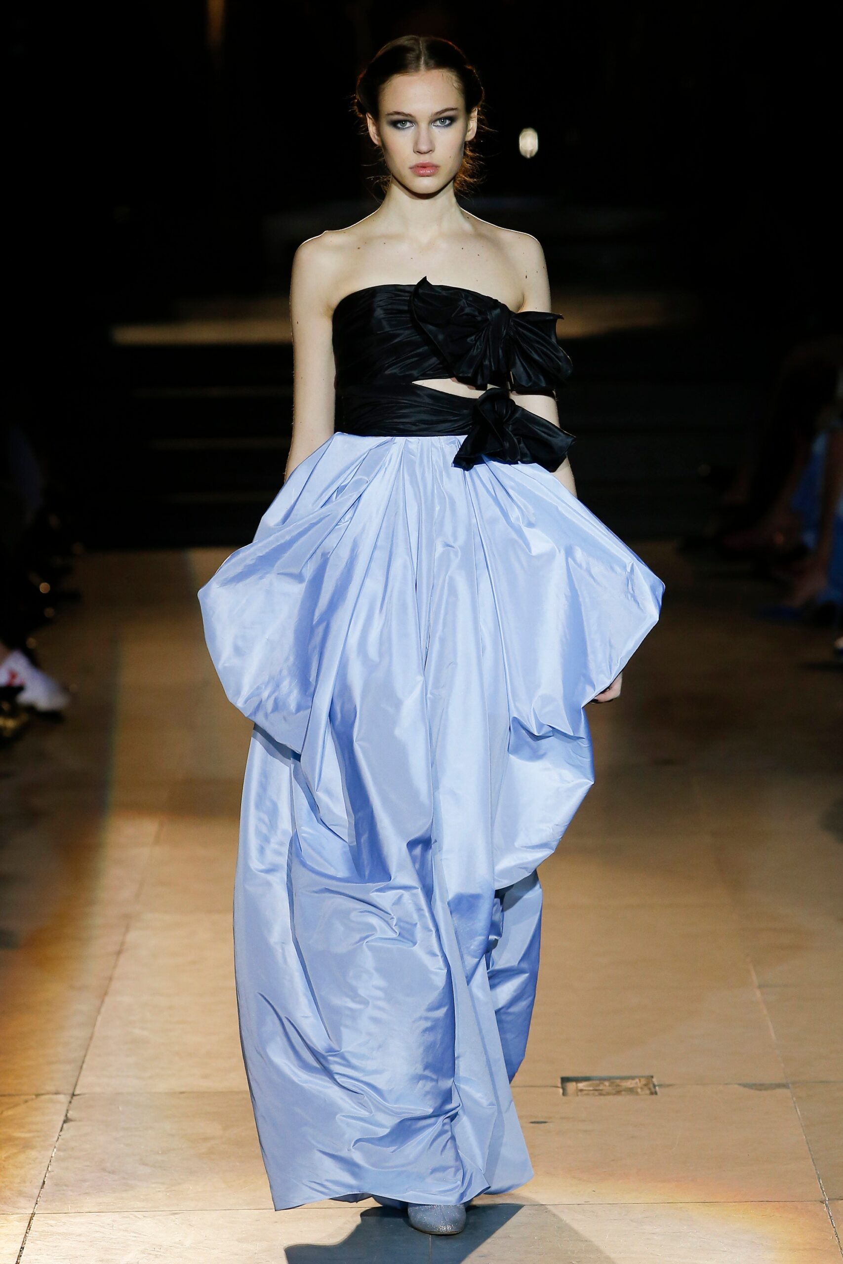 Carolina Herrera F/W 18 Look 520